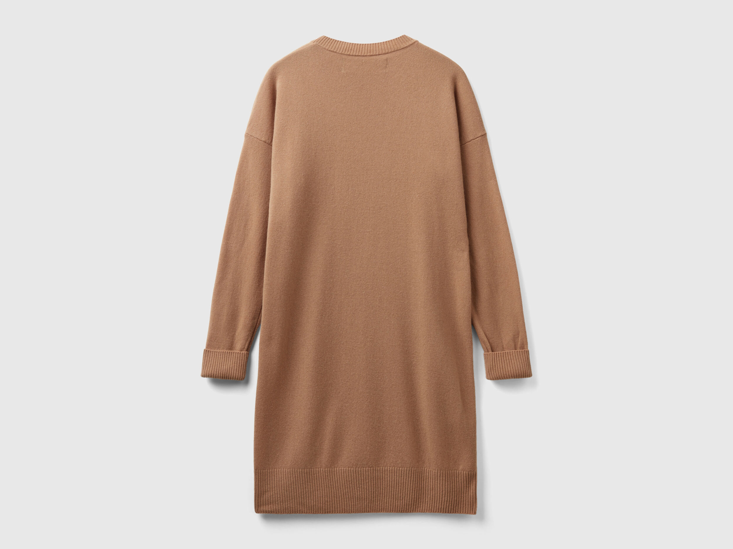 Crew neck knit dress