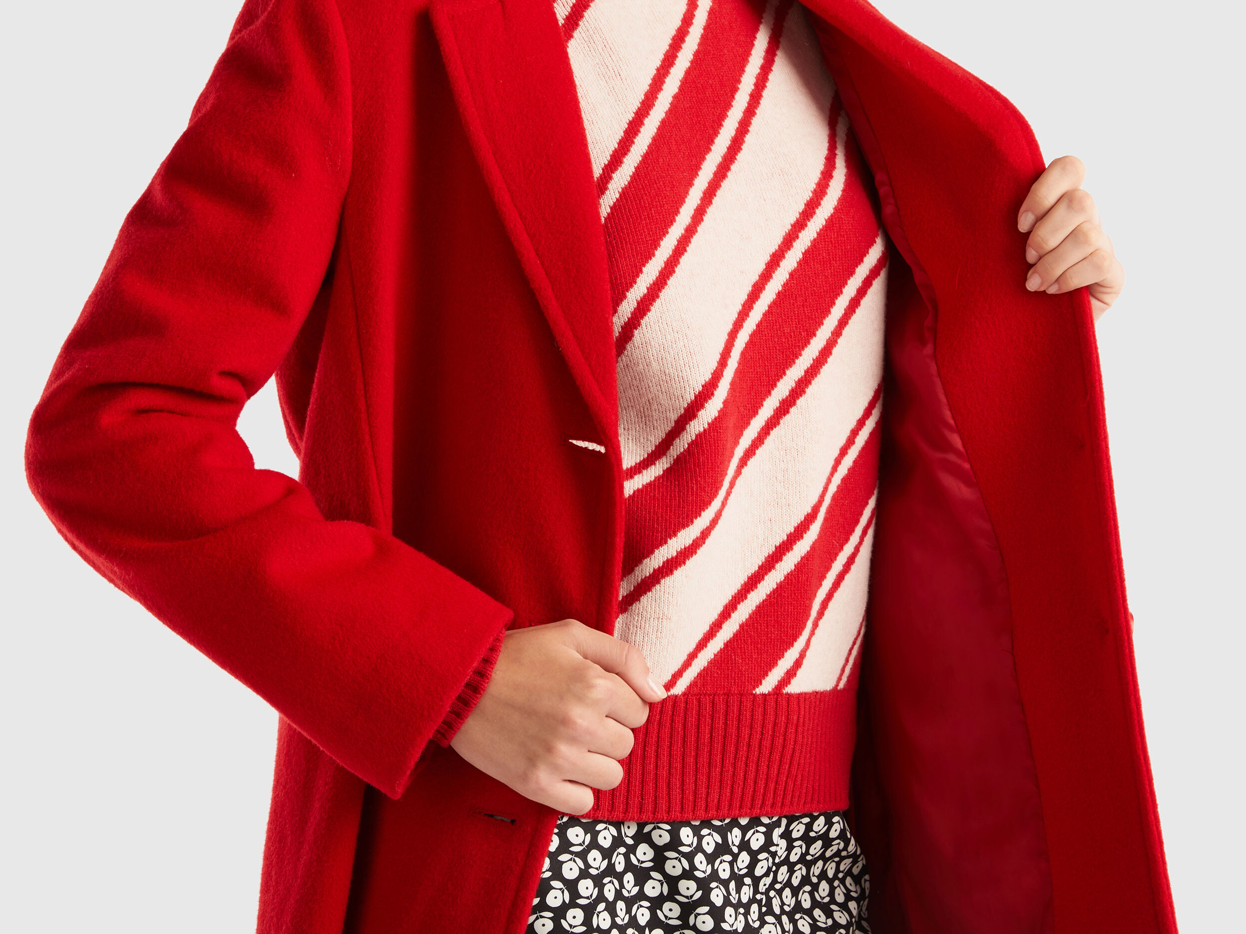 Benetton red coat new arrivals