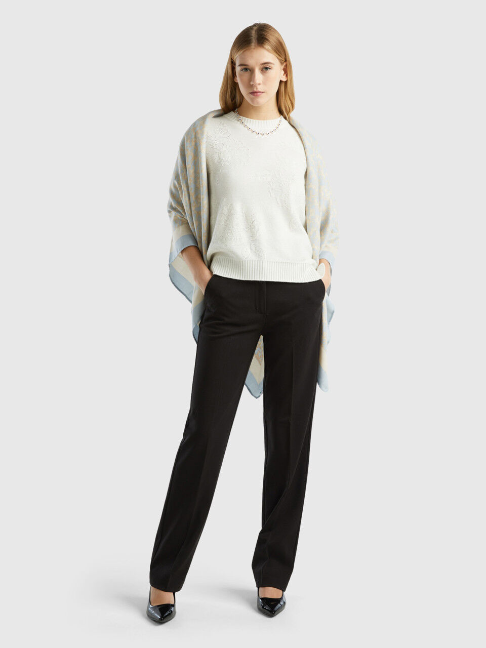 Women White Viscose Solid Trouser