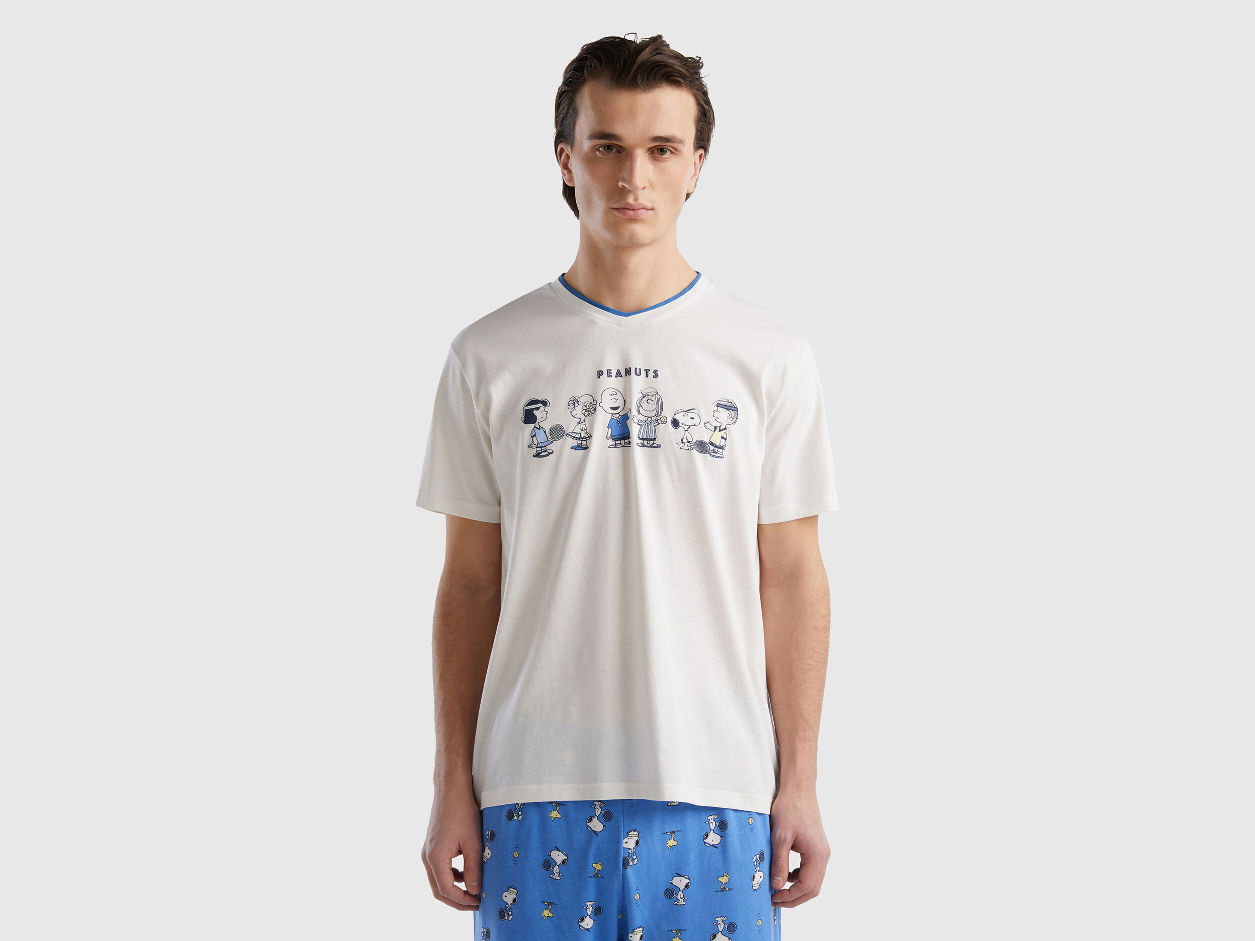 Lightweight Peanuts t shirt