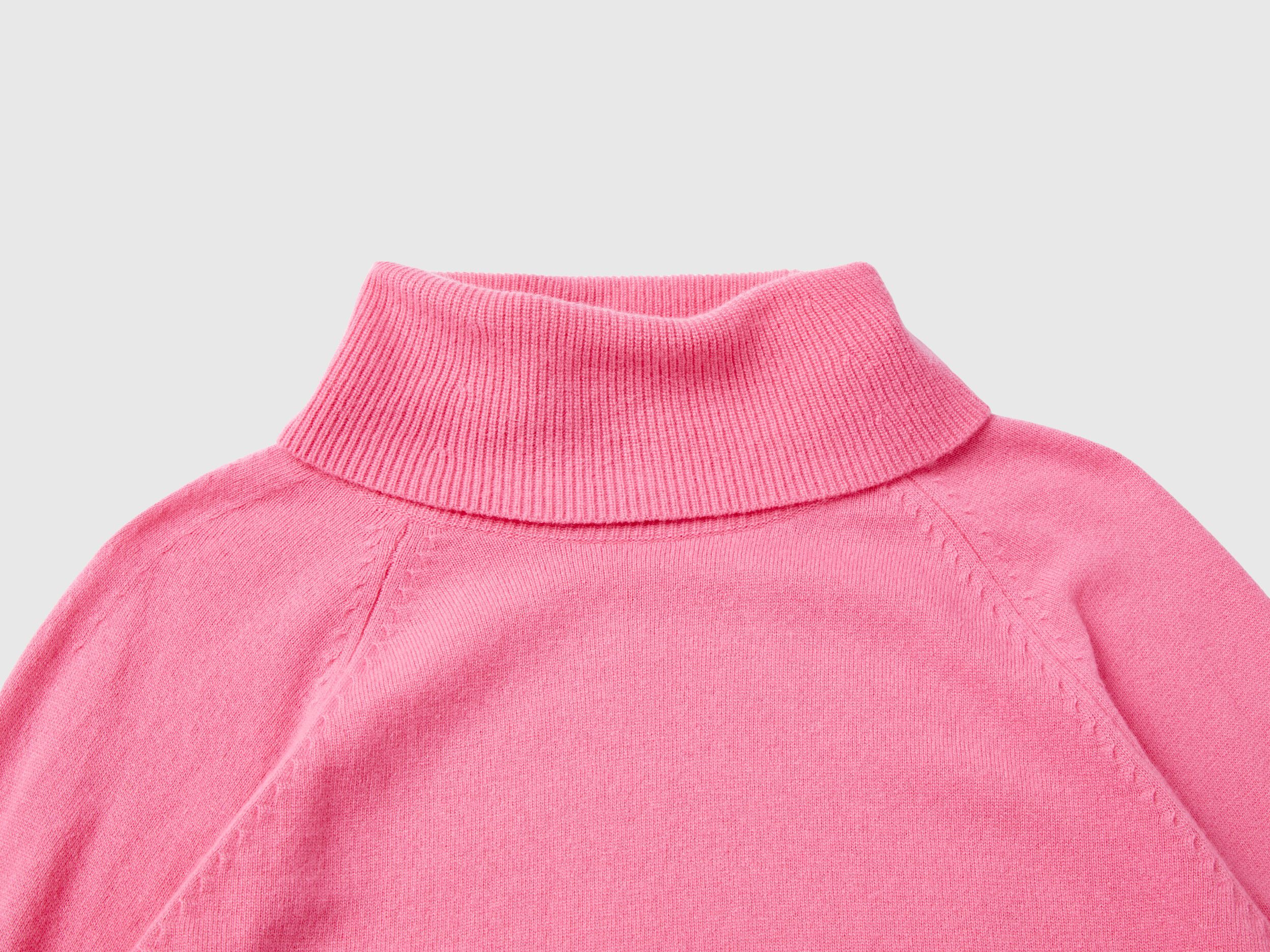 Pink turtleneck hot sale sweatshirt