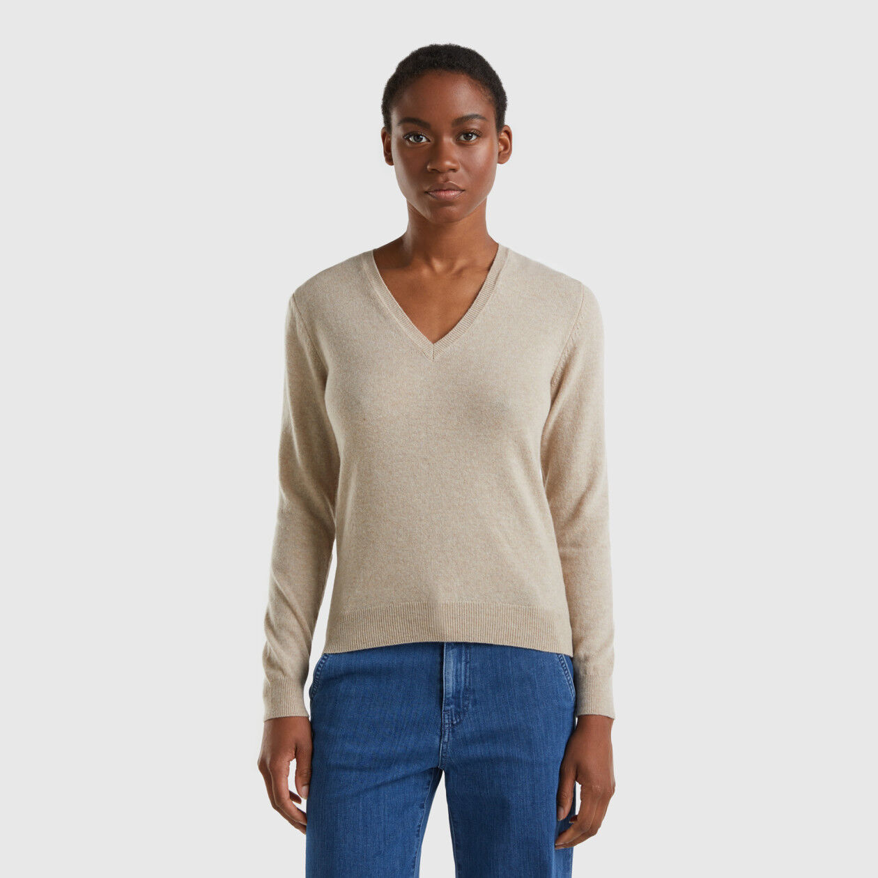 V neck sales beige sweater