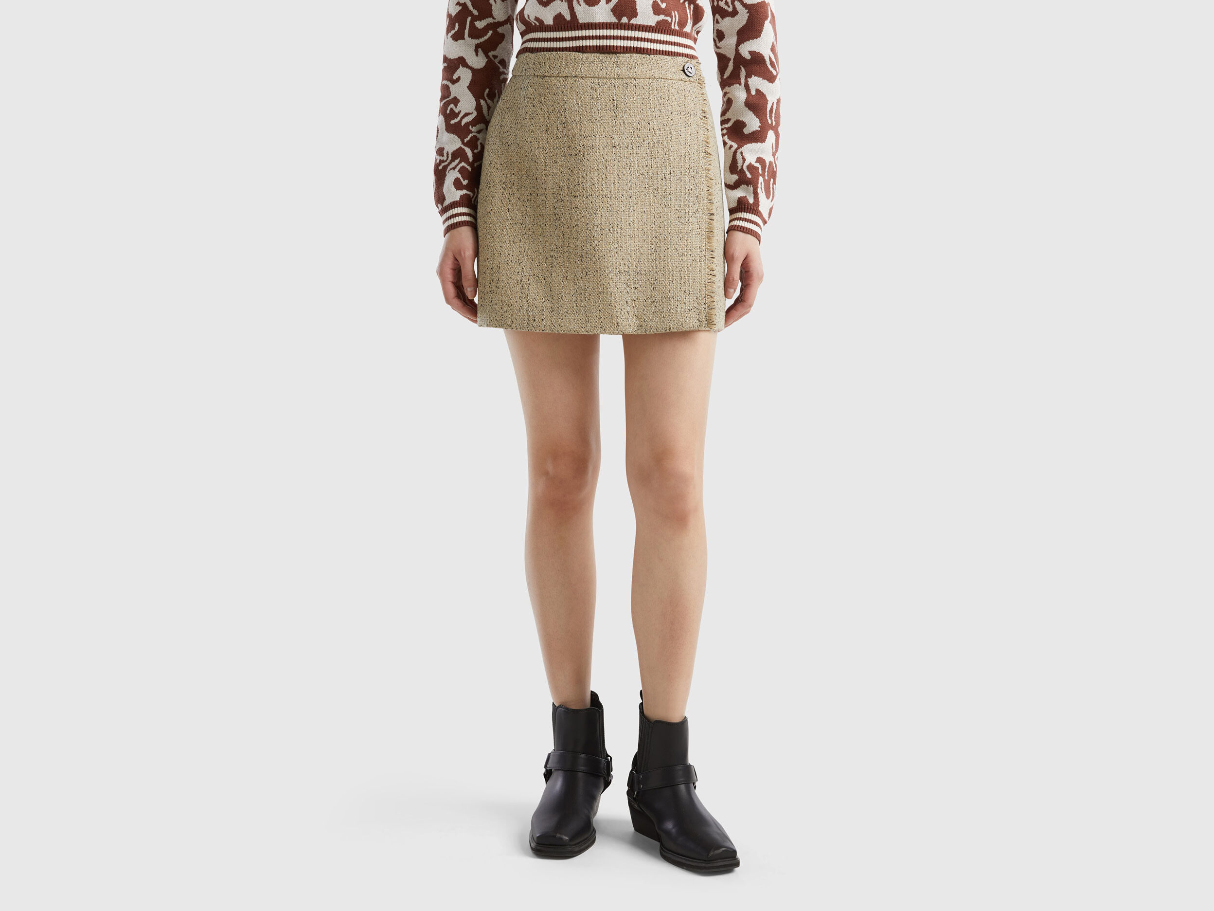 Mini skirt in tweed Beige Benetton