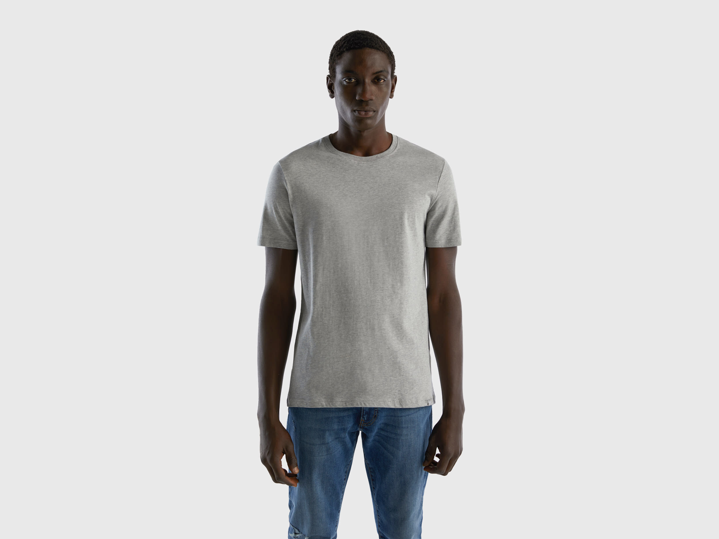 Light gray t shirt 2025