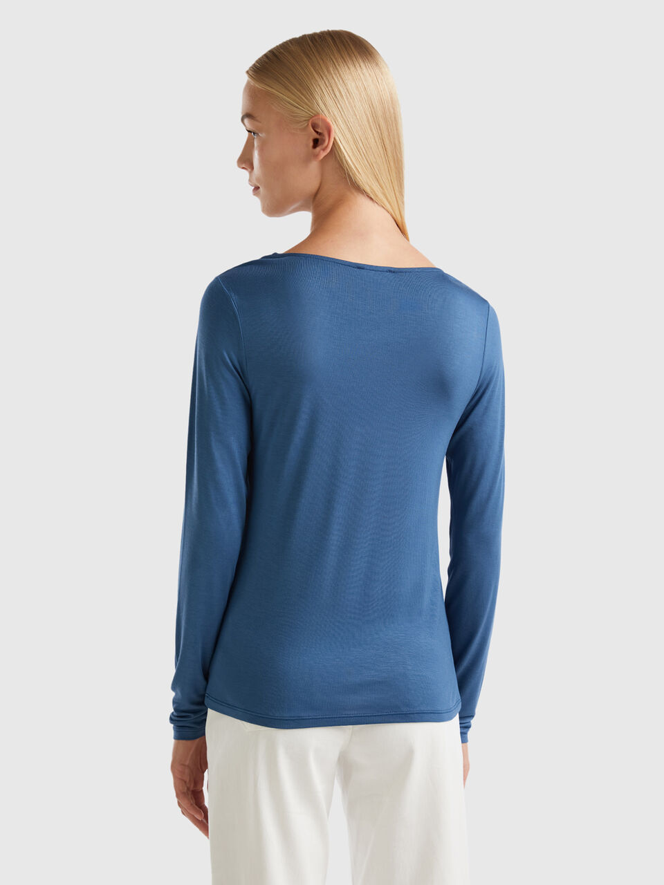 T-shirt in sustainable stretch viscose - Air Force Blue | Benetton