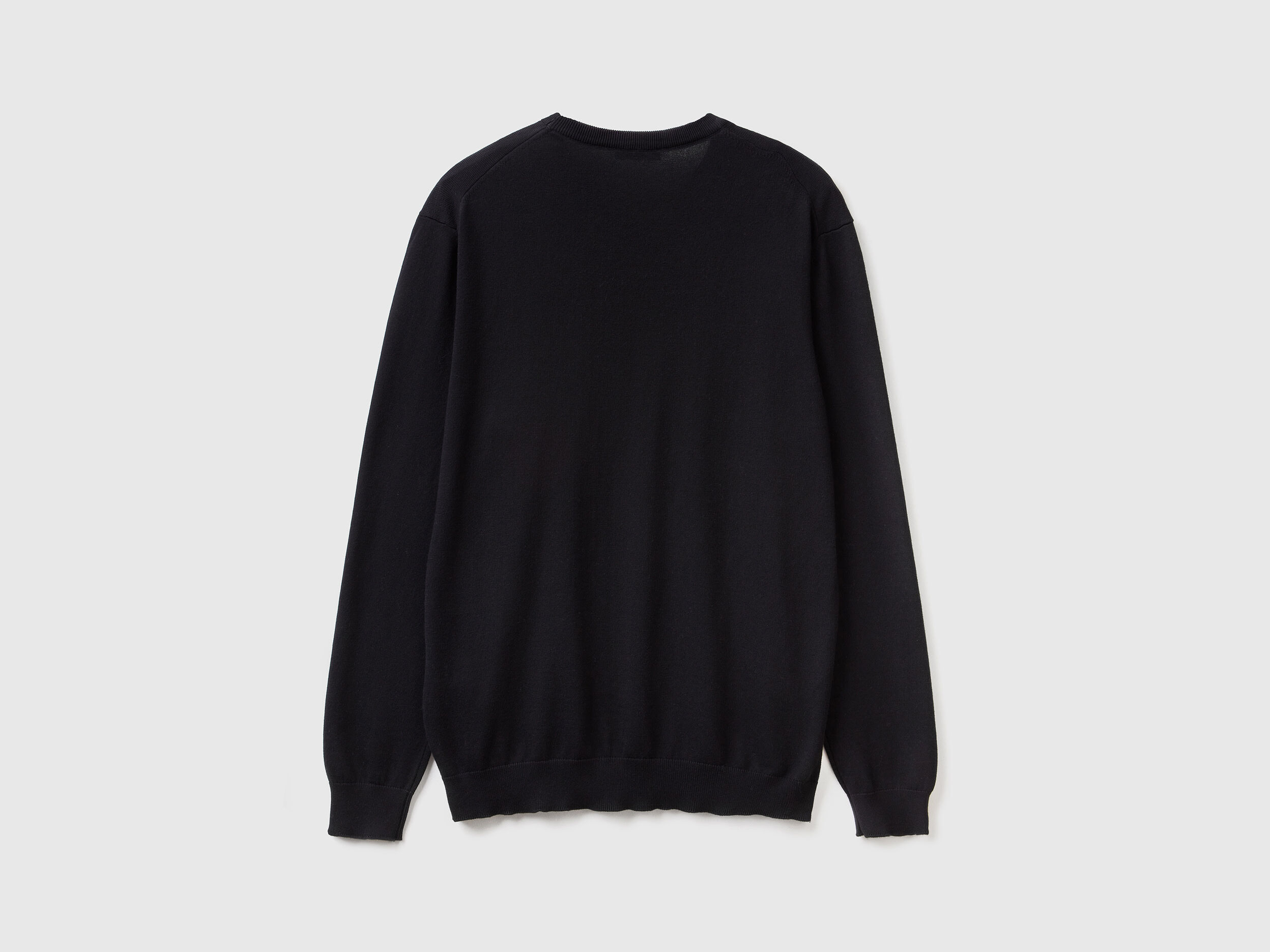 Plain black crew hot sale neck sweater