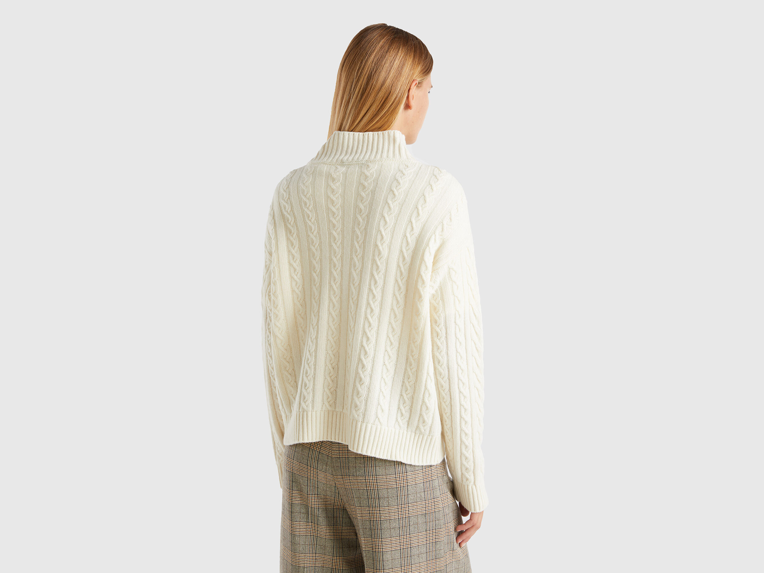 Cream knit turtleneck sweater online