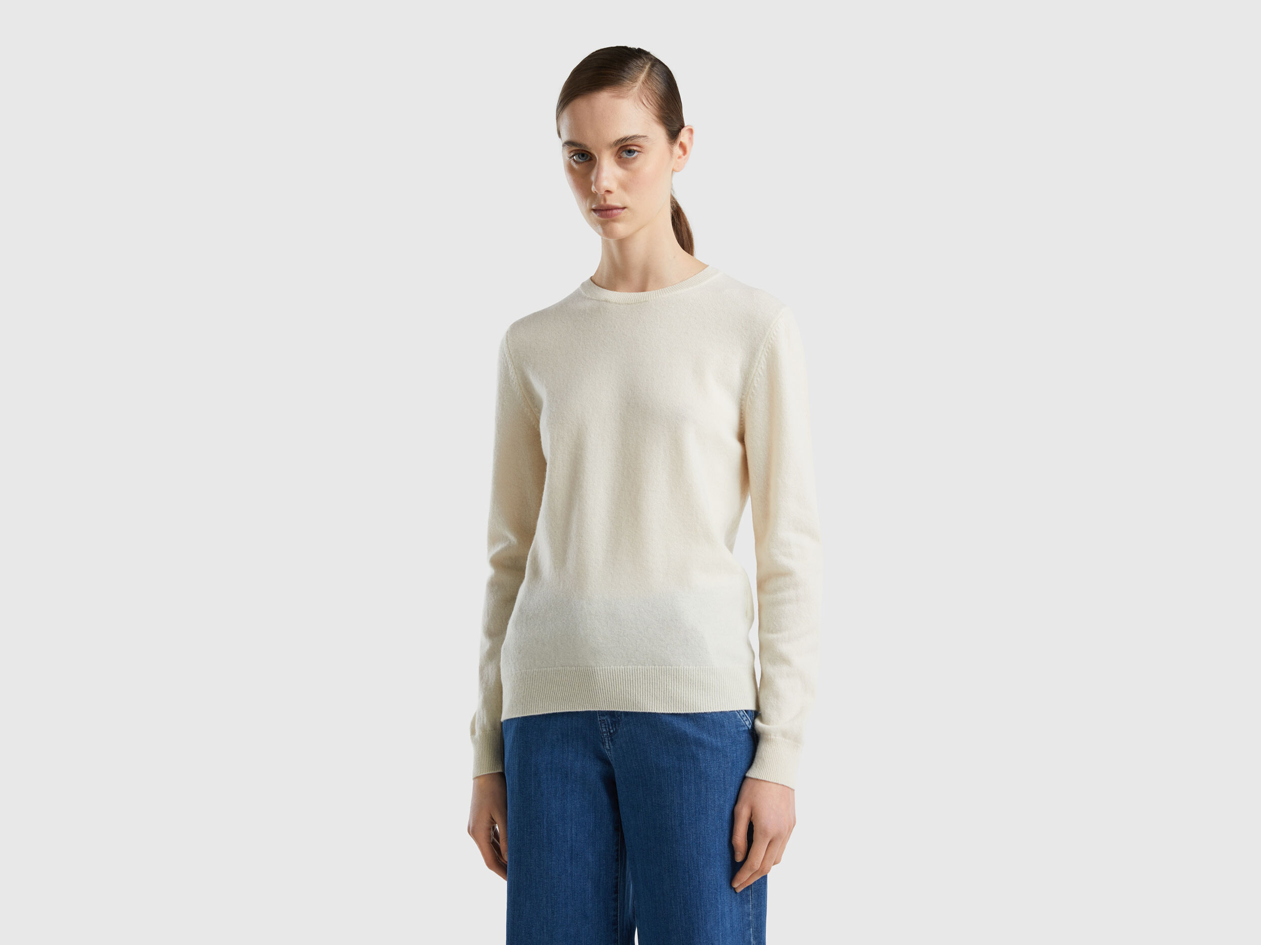 Crew neck cream sweater online