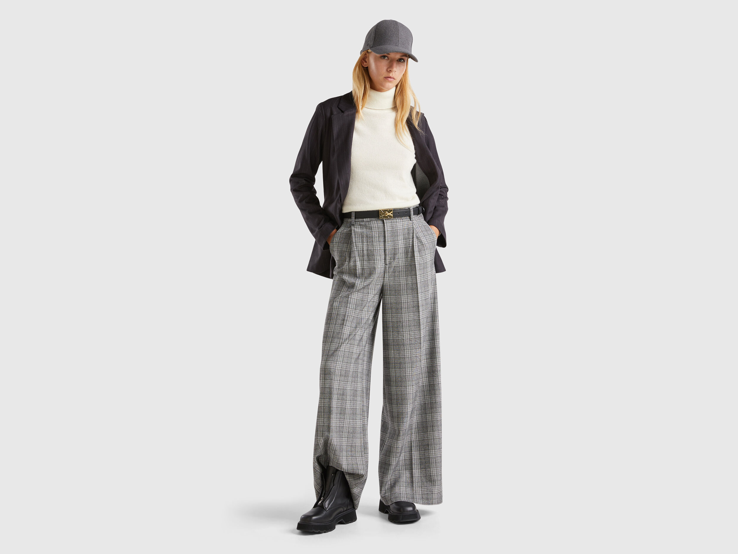 Prince of Wales wide leg trousers - Light Gray | Benetton