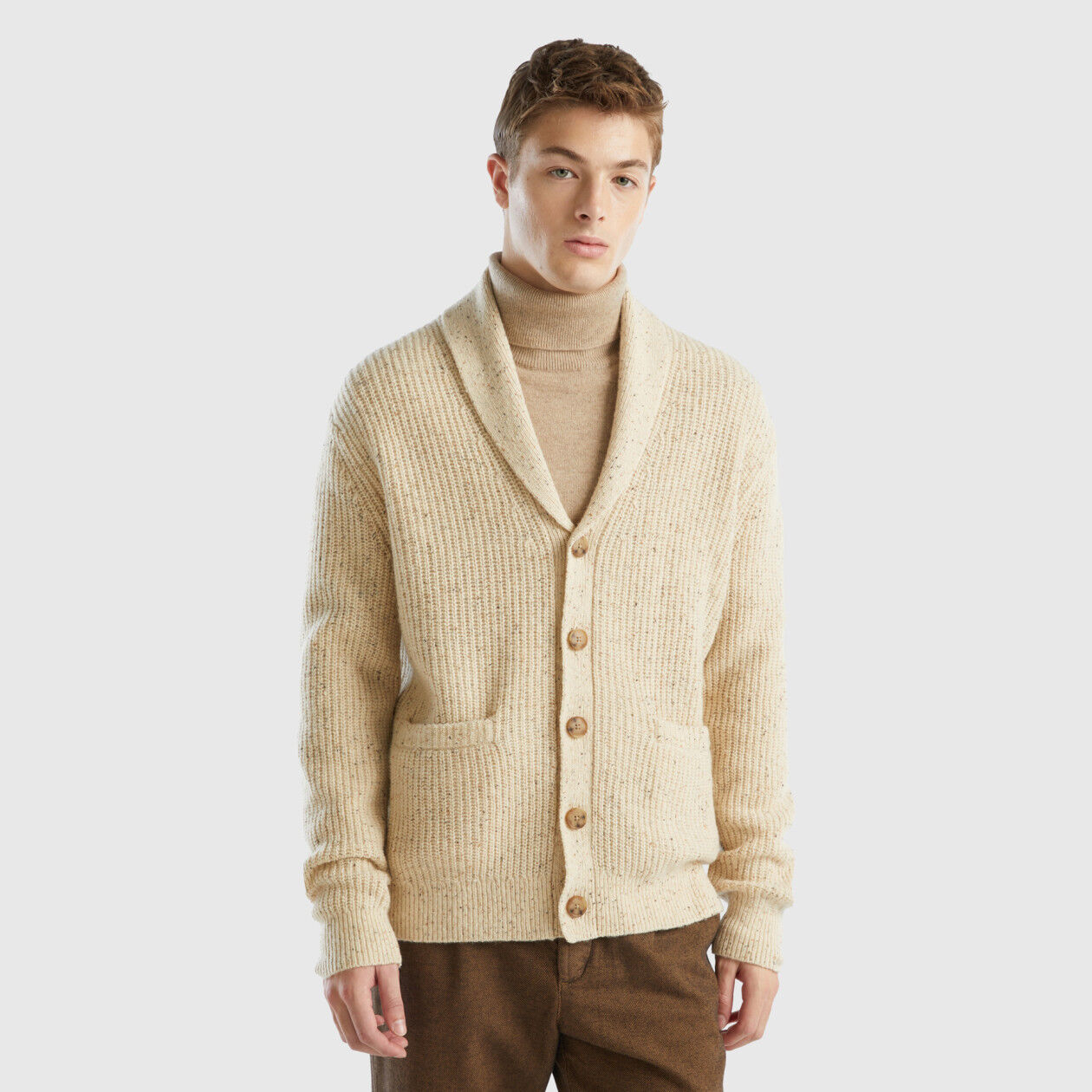 Cardigan in wool blend with pockets