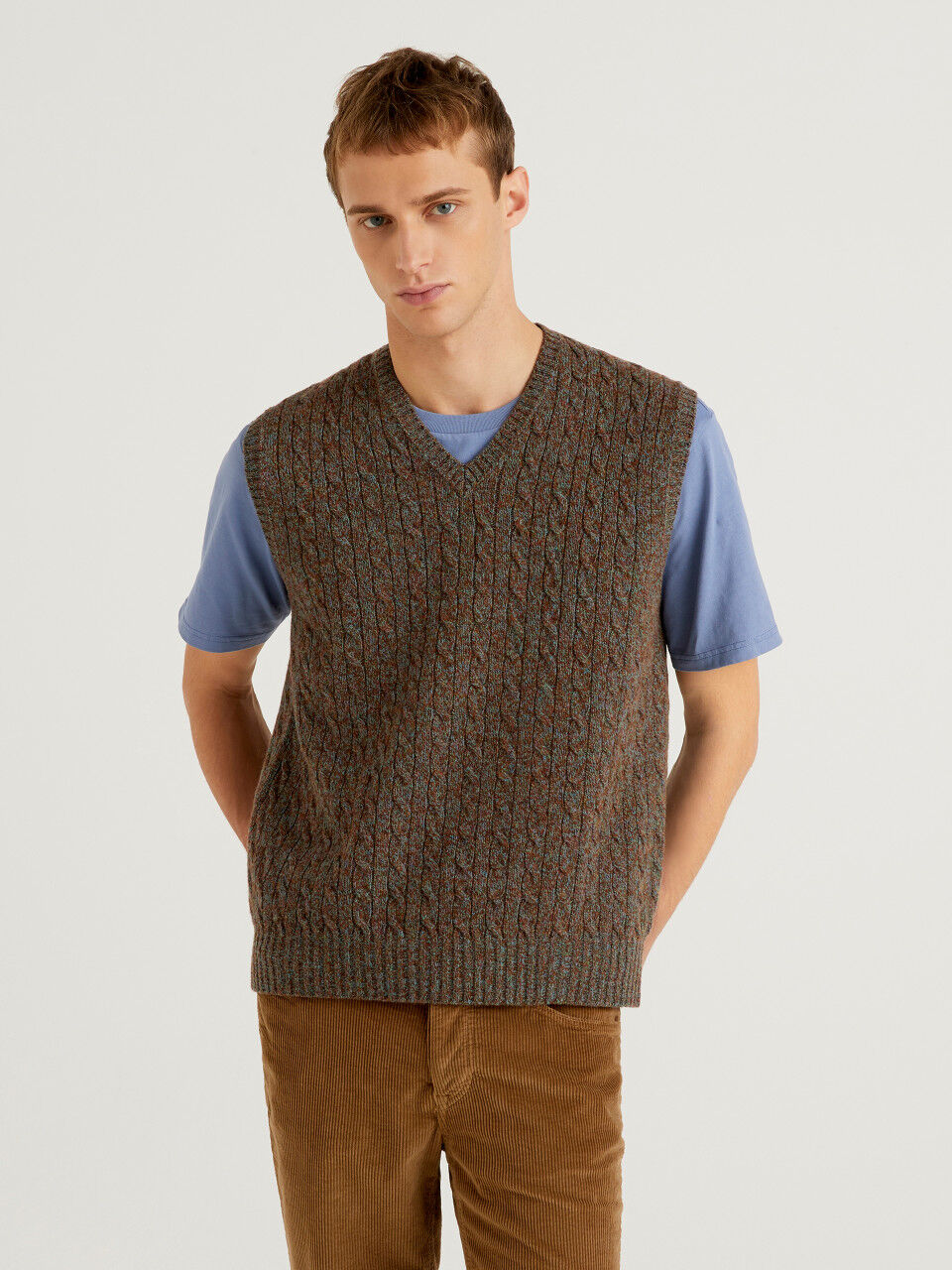 United Colors of Benetton Knitted Vest light brown weave pattern casual look Fashion Vests Knitted Vests 