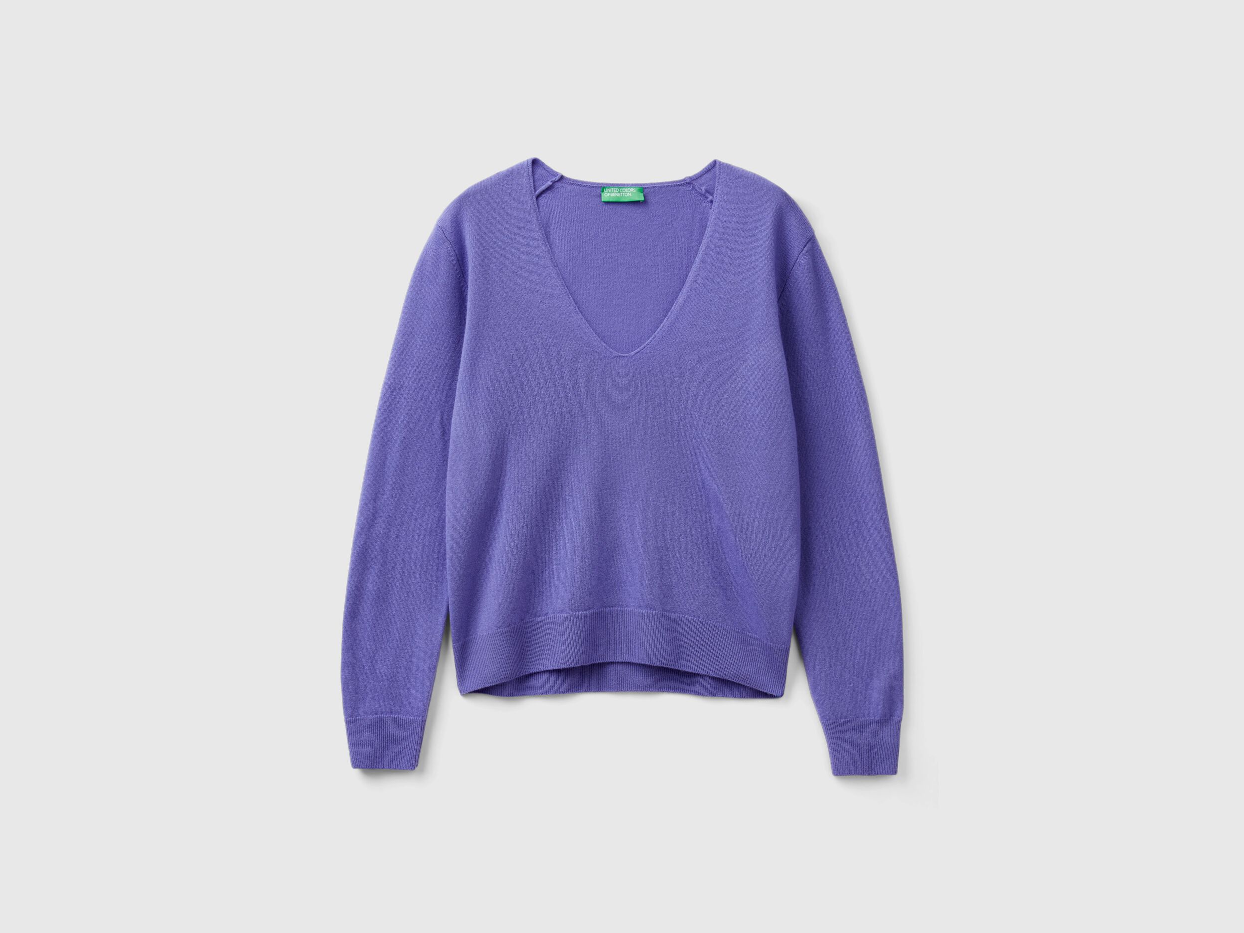 Purple v neck sweater women's clearance