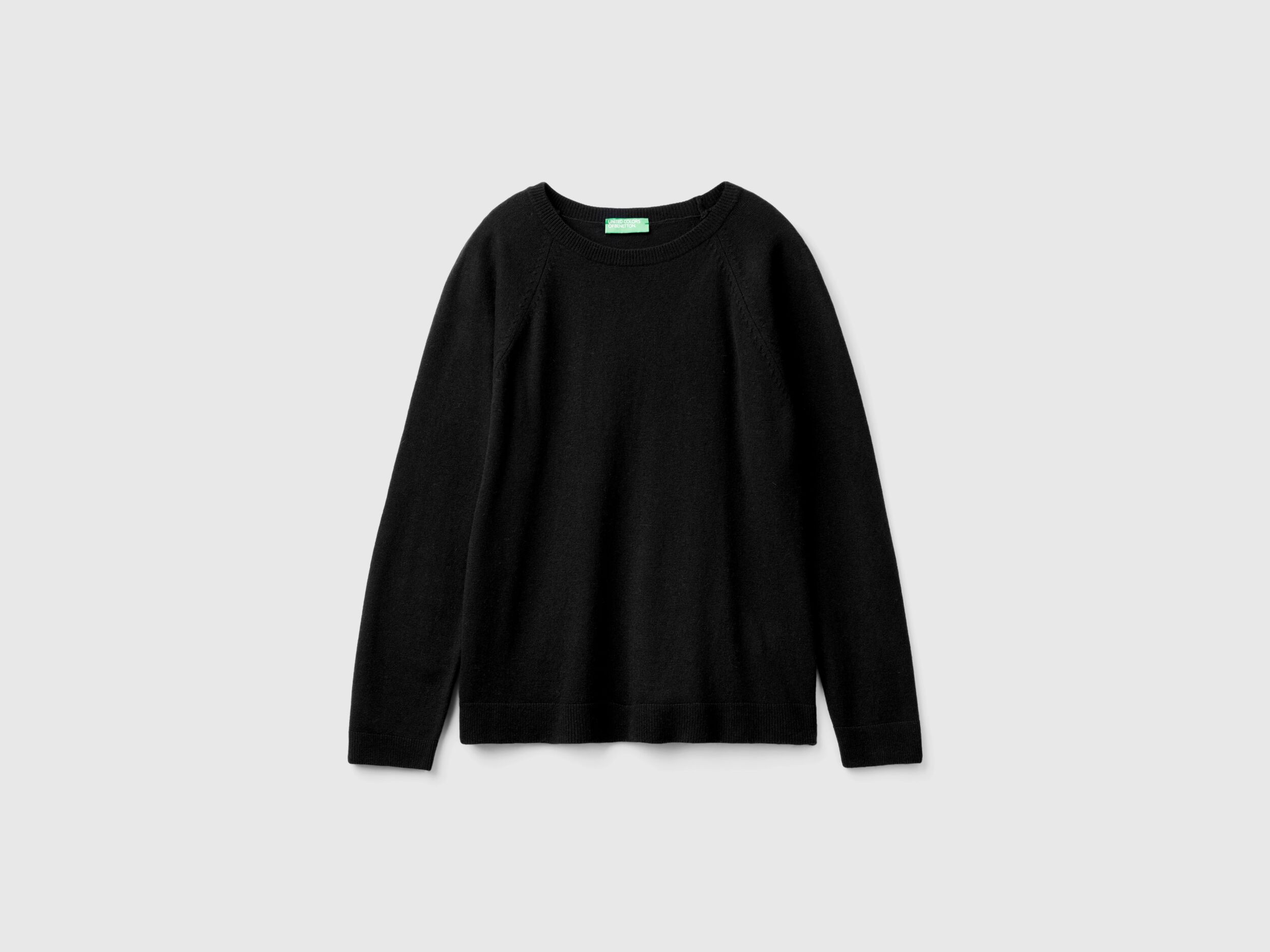 Black crew neck sweater in cashmere and wool blend Black Benetton