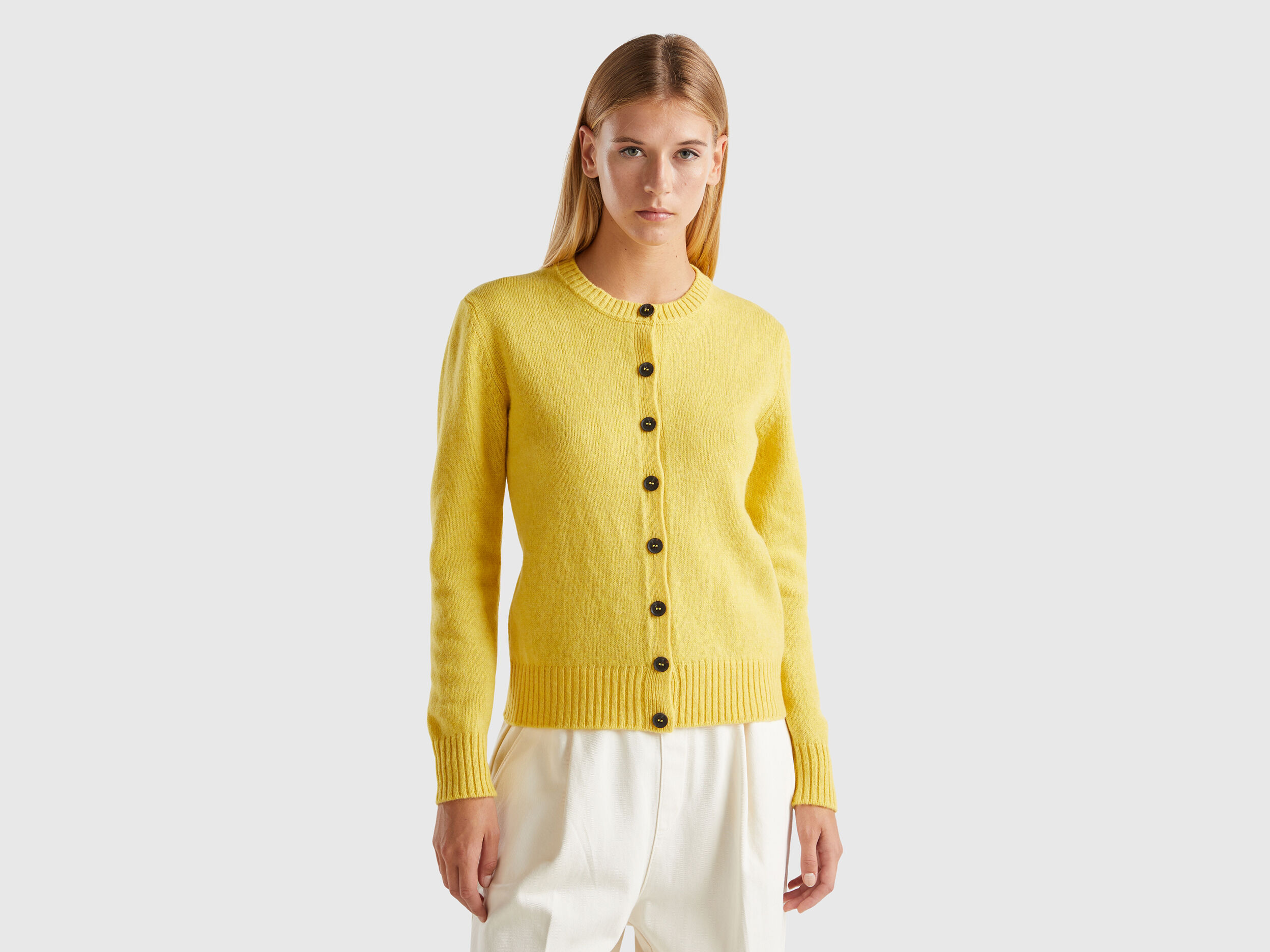 Benetton women's sweaters shop