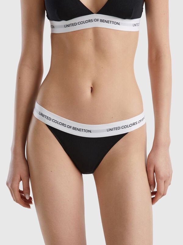 Seamless, Organic Cotton Mid Rise Bikini Brief. No Show Underwear