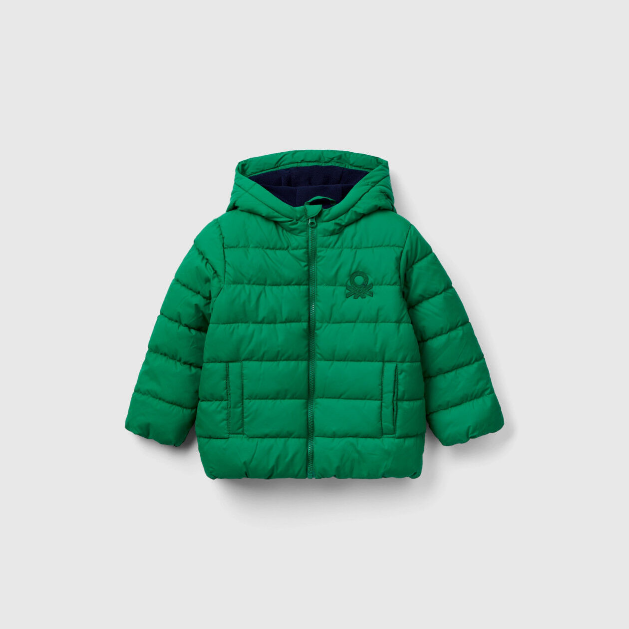 Puffer jacket with hood and logo Green Benetton