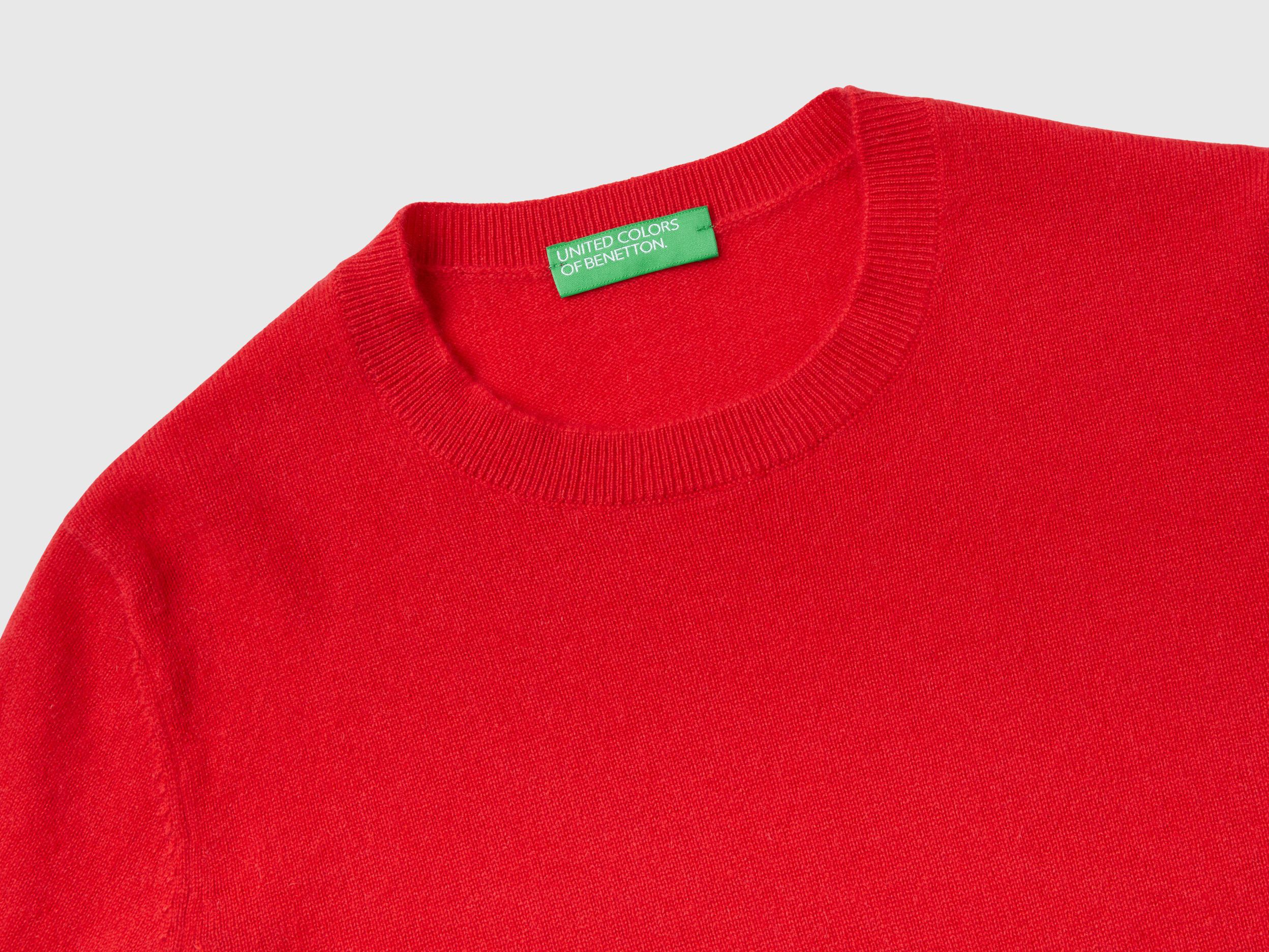 Benetton cashmere sweater store