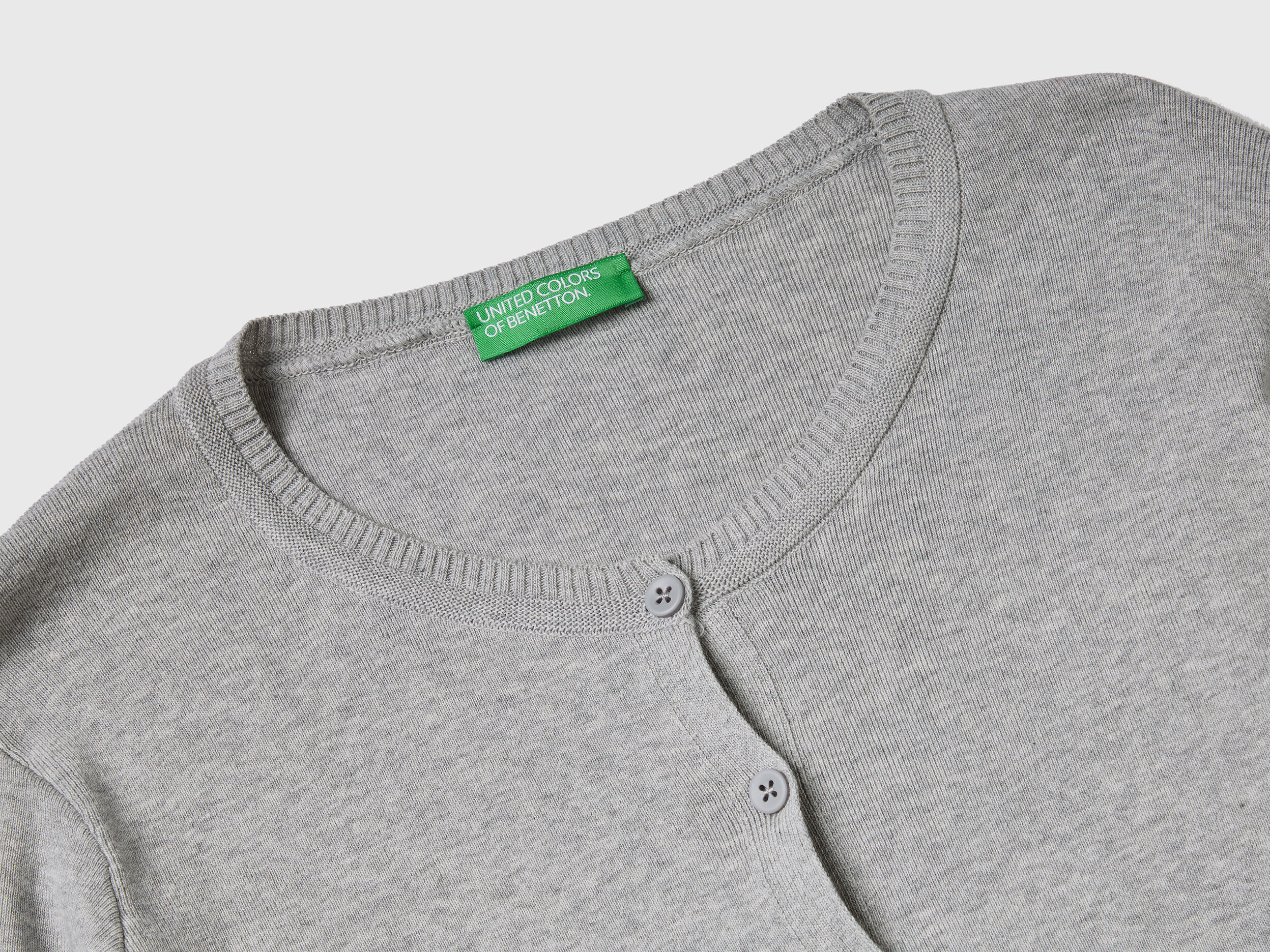 Benetton round deals neck cardigan