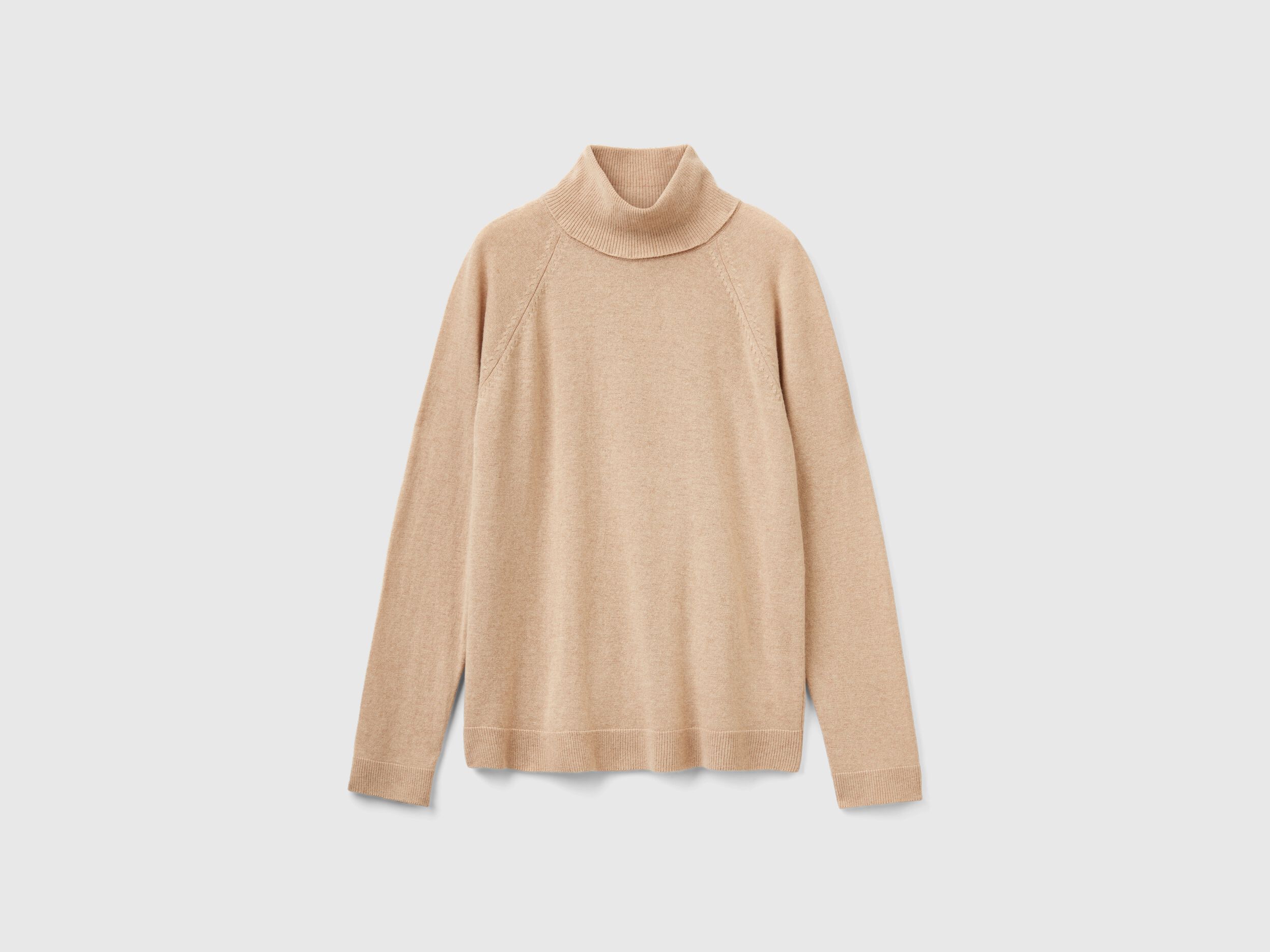 Beige turtleneck in cashmere and wool blend