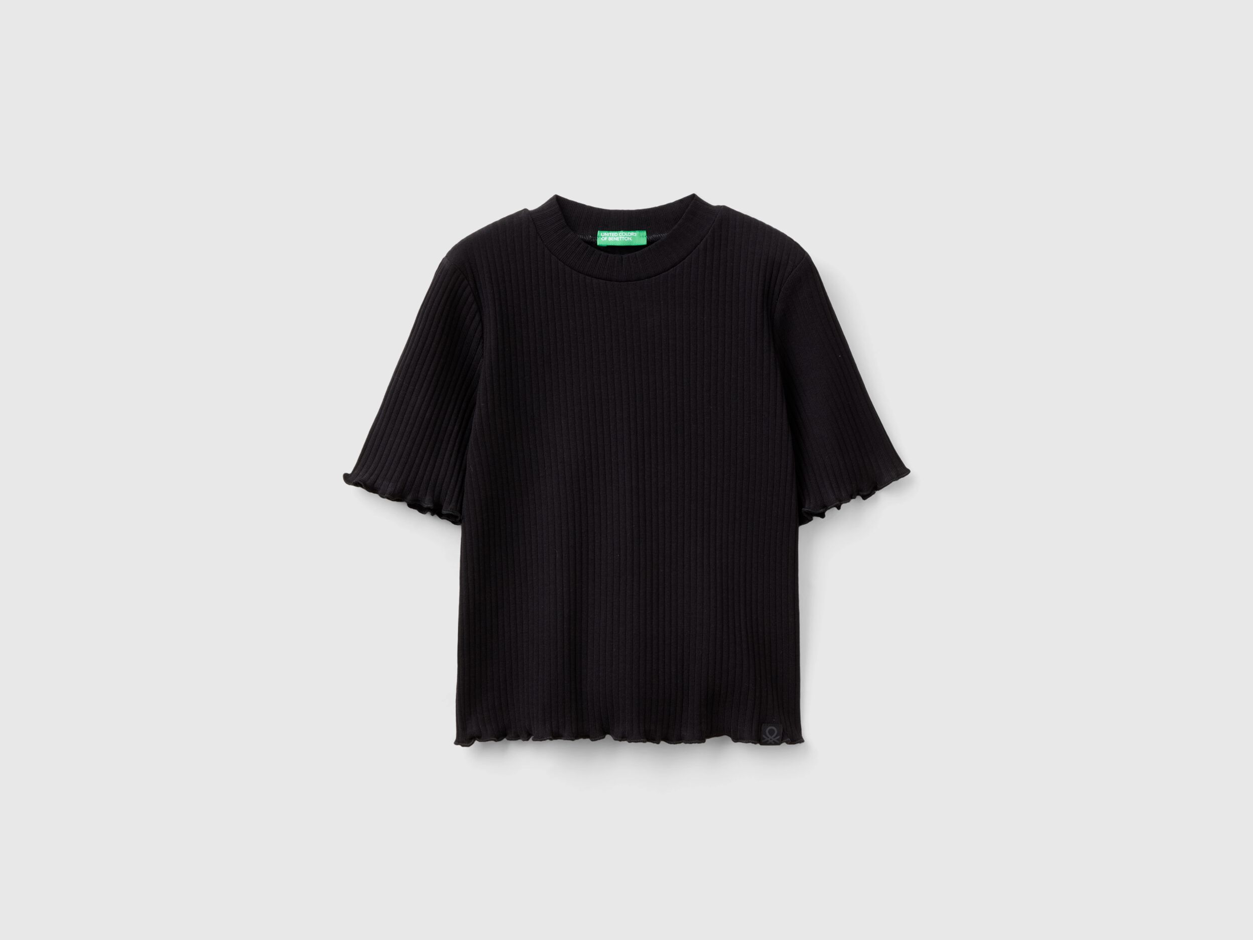 Short sleeve turtleneck t shirt Black Benetton