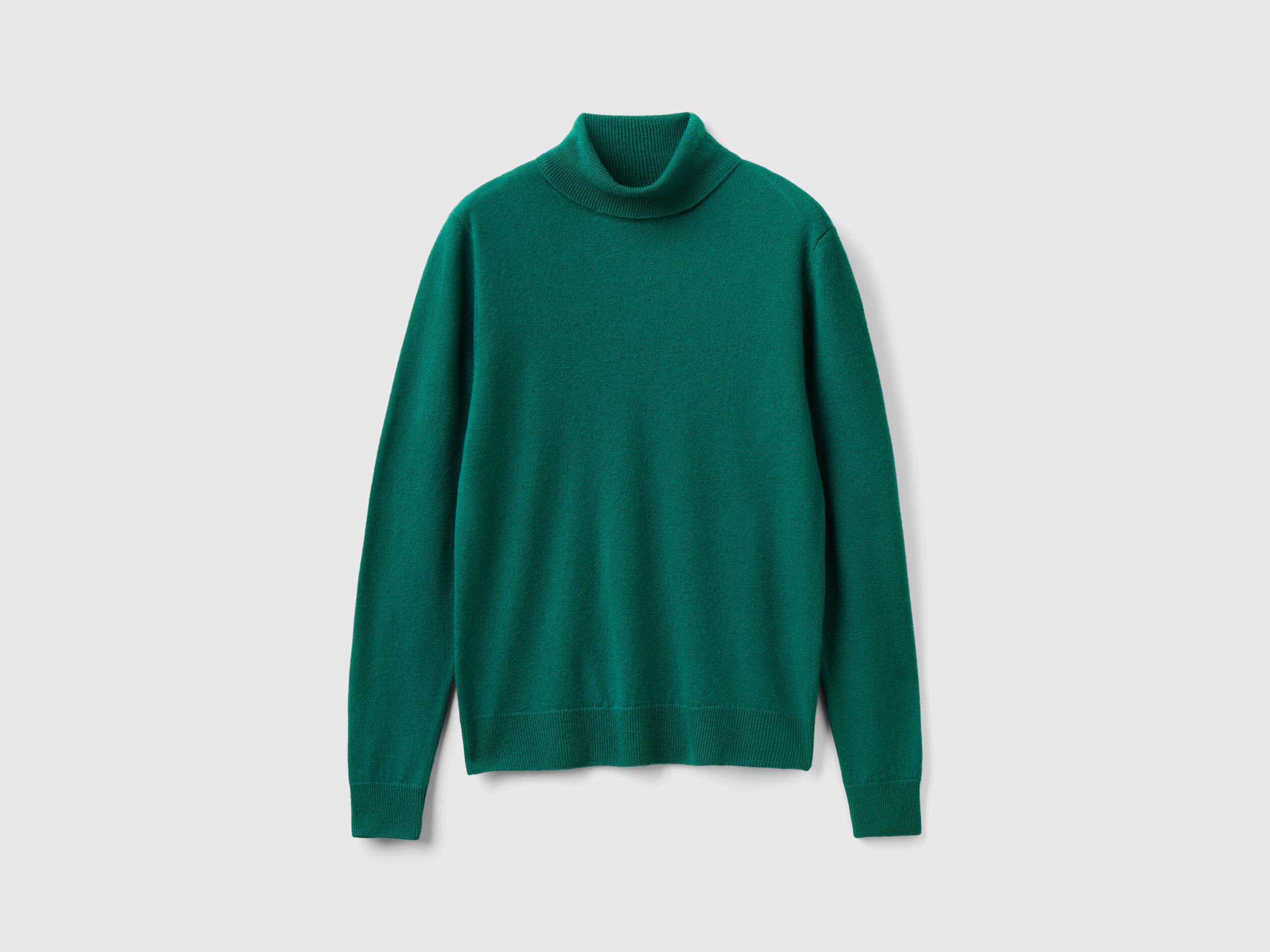 Forest green turtleneck sweater in pure Merino wool