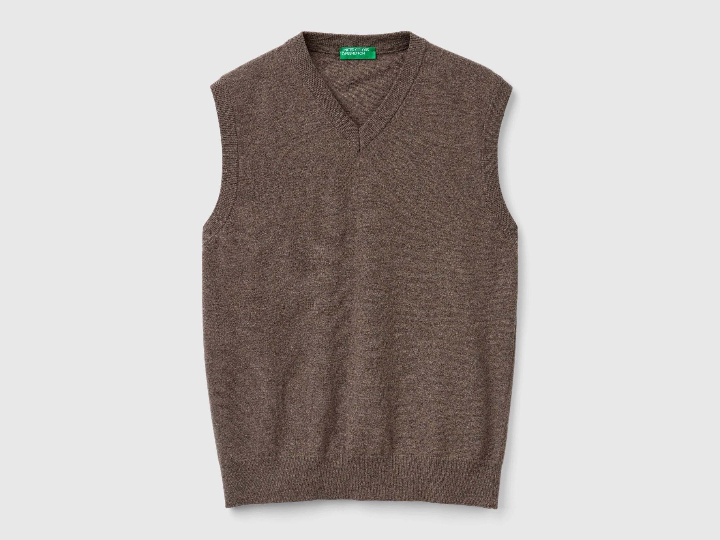 Men s Knit Vests New Collection 2024 Benetton