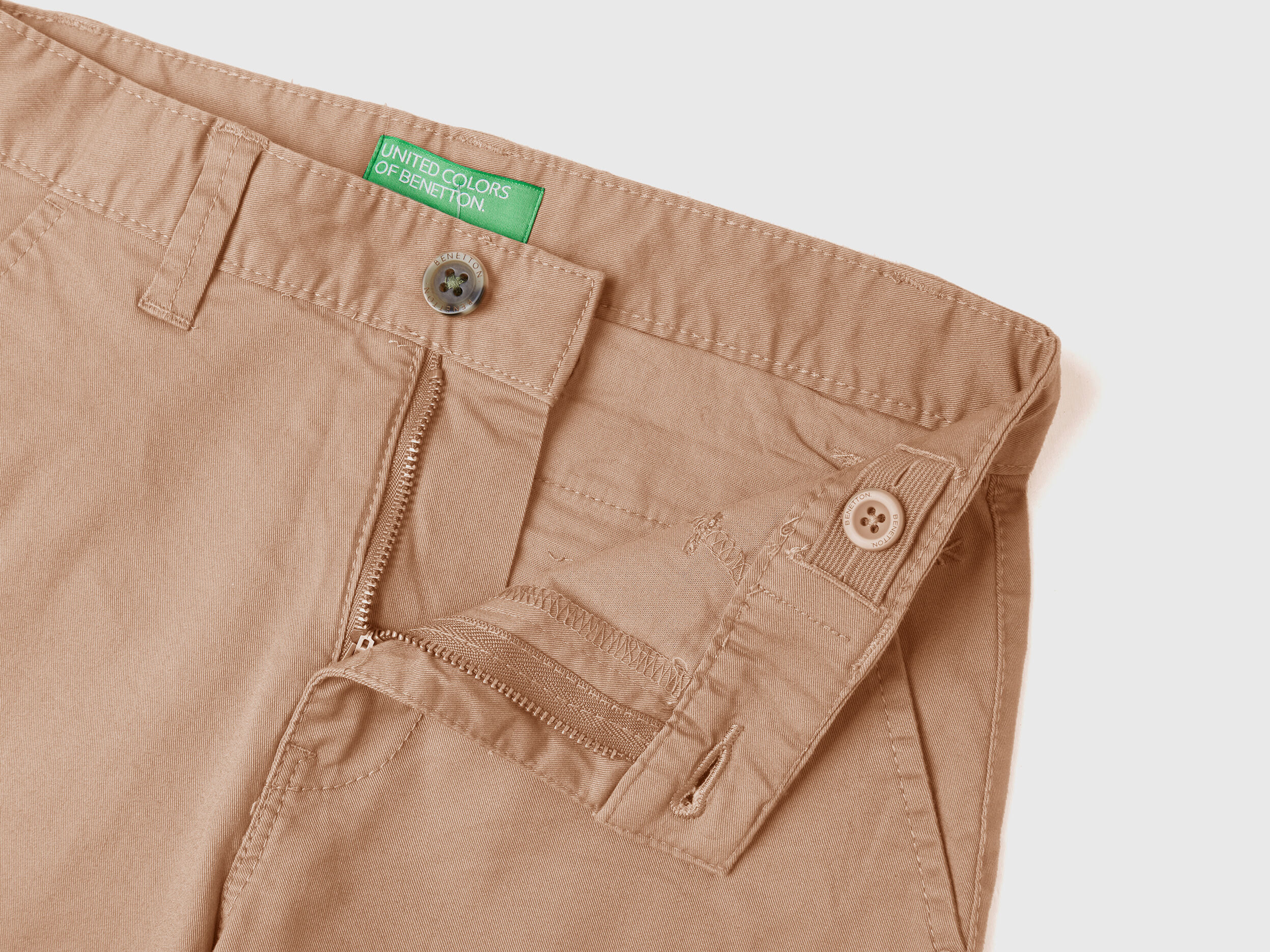 Chinos color camel on sale