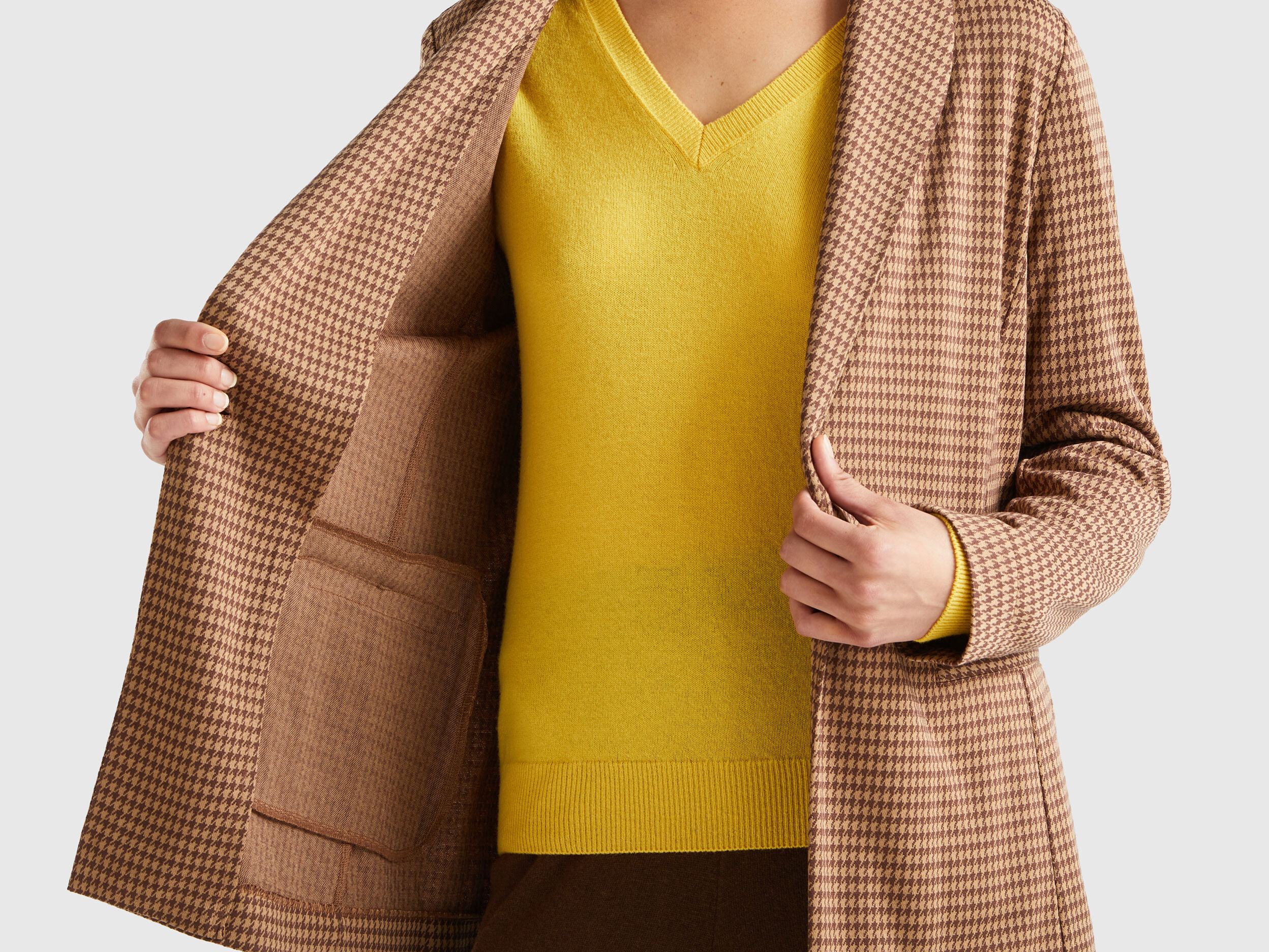 Yellow houndstooth blazer top