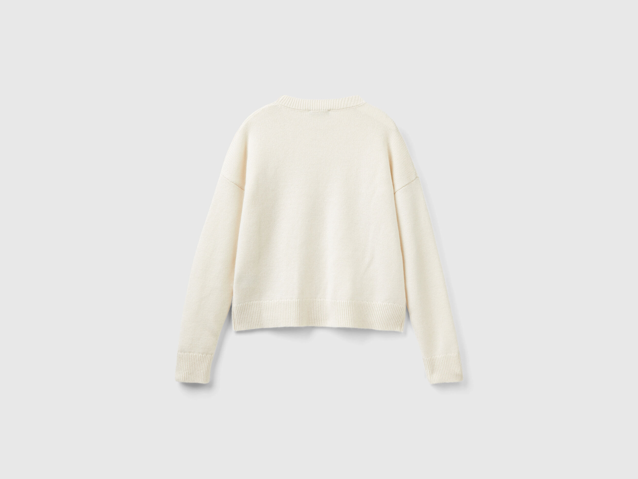 Pure white cashmere sweater shop