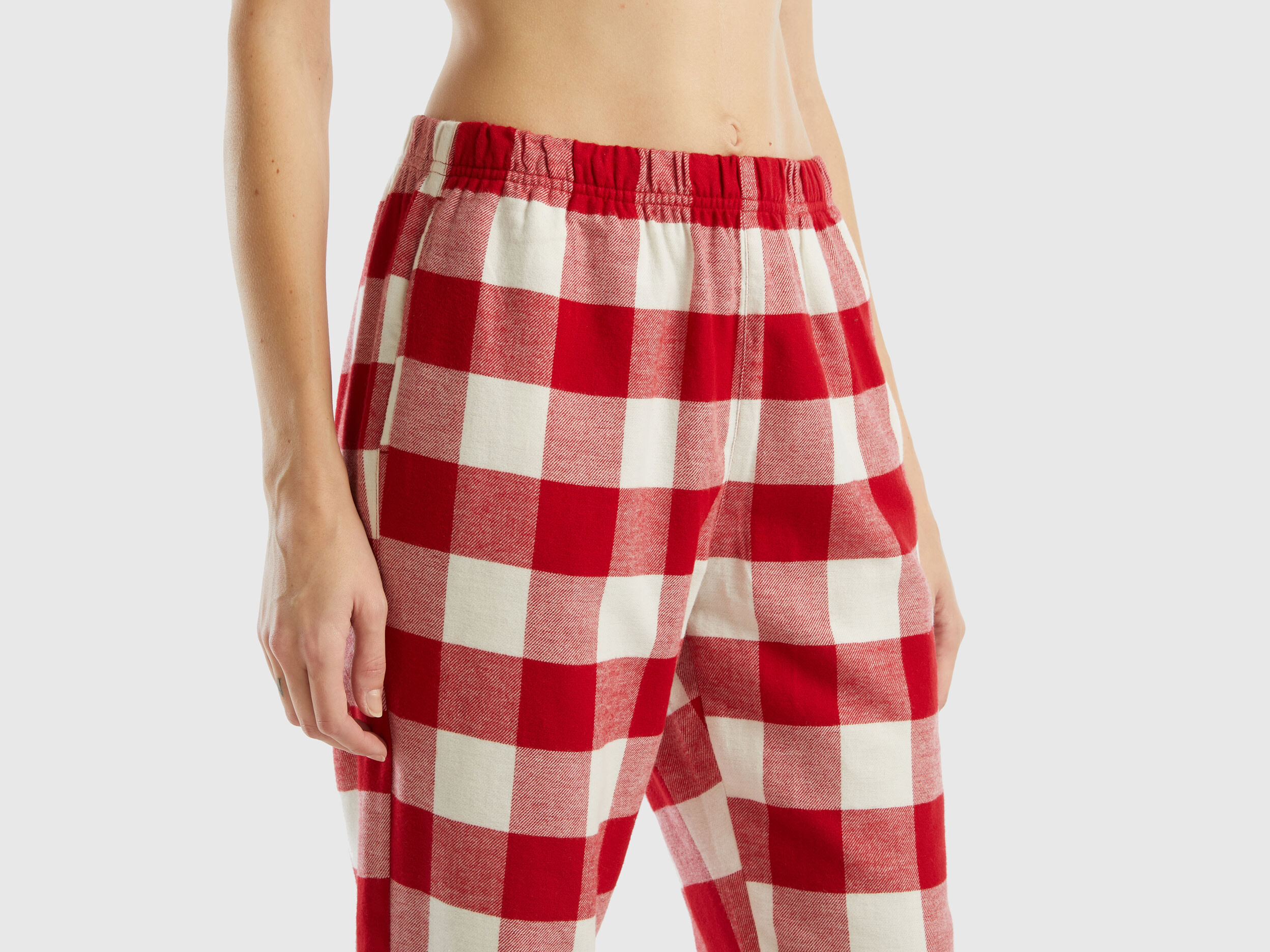Red and white check pyjamas shop