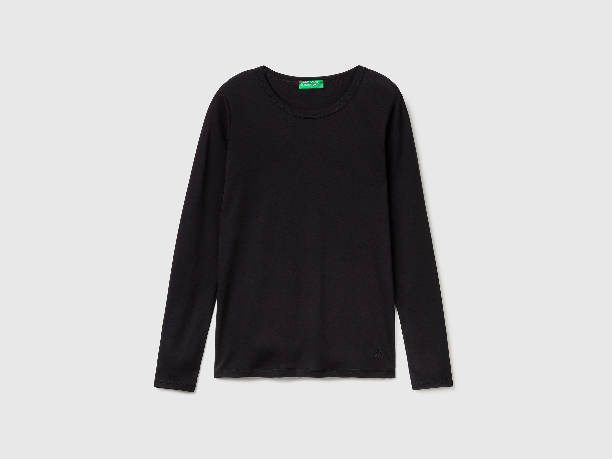 Benetton full sleeves t shirt clearance