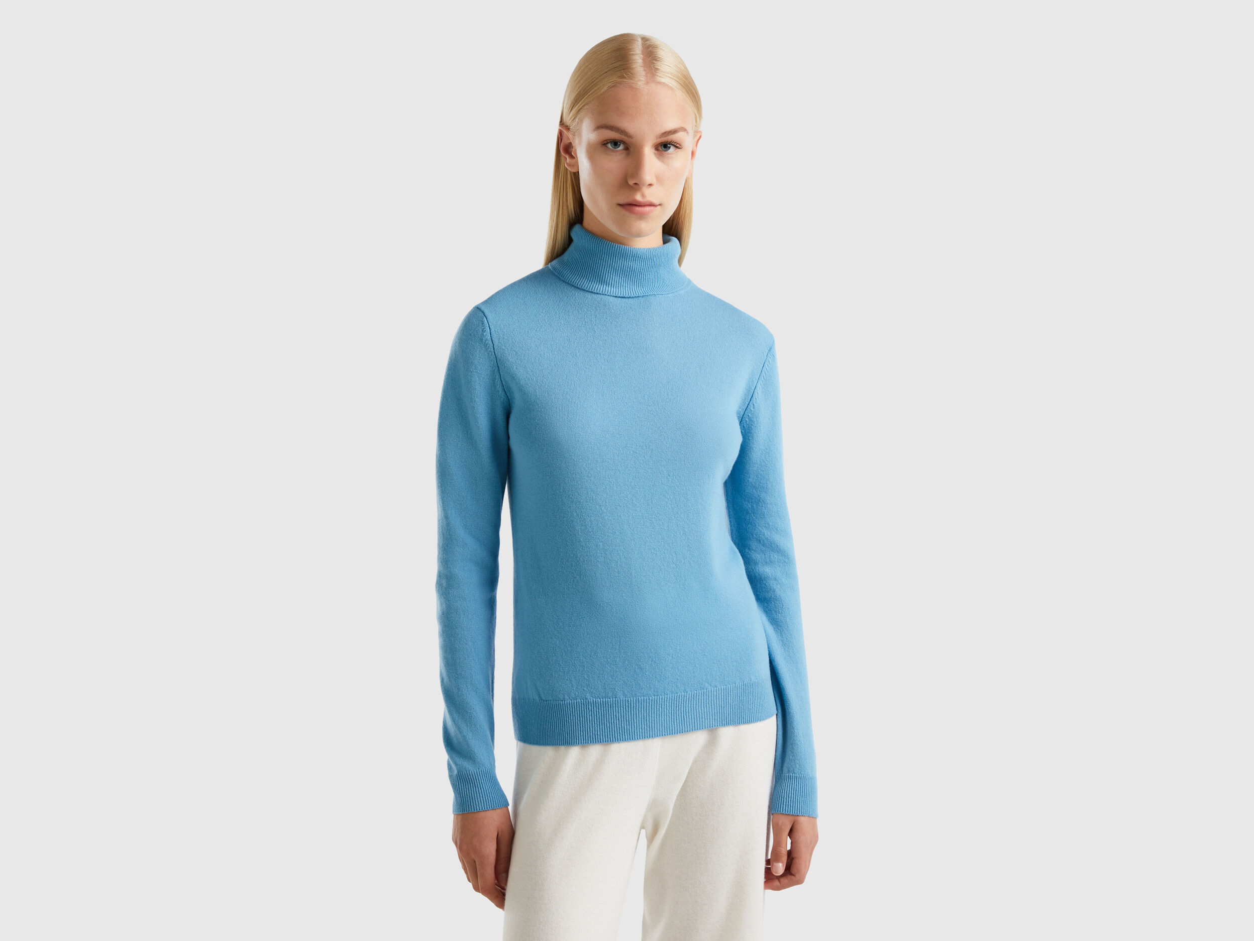 Blue turtleneck shop