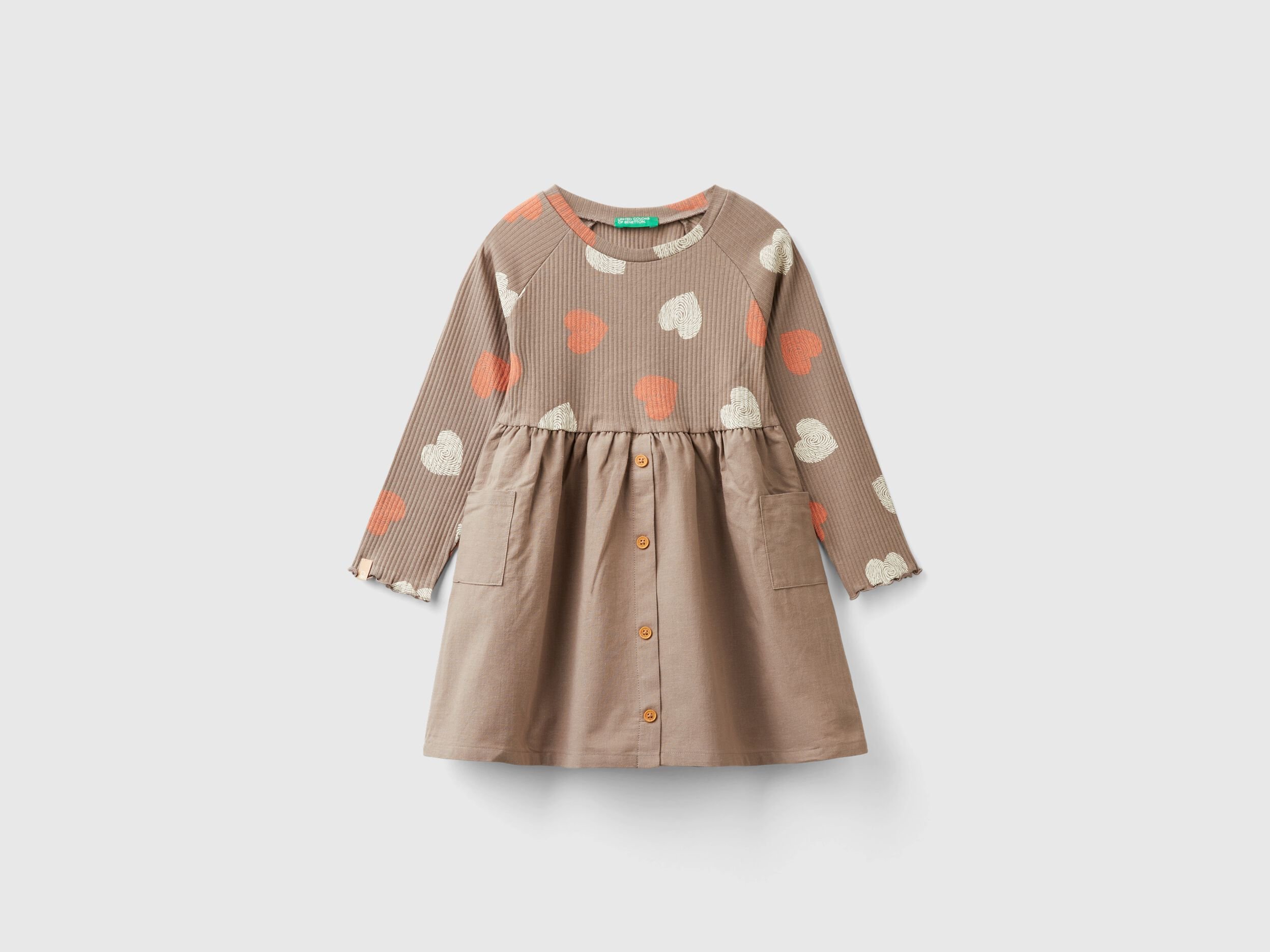 Ucb girl clothes top