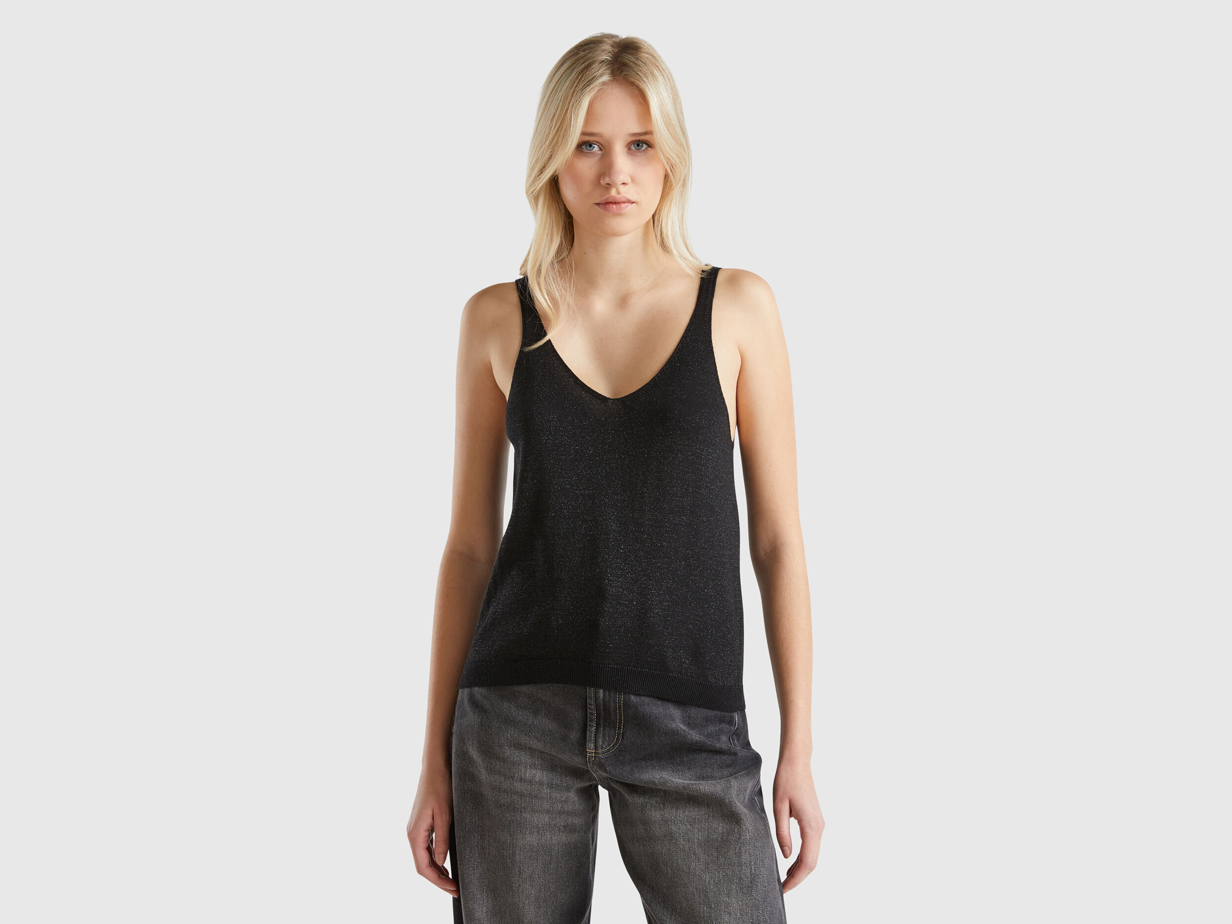 Camisetas y tops mujer 2025