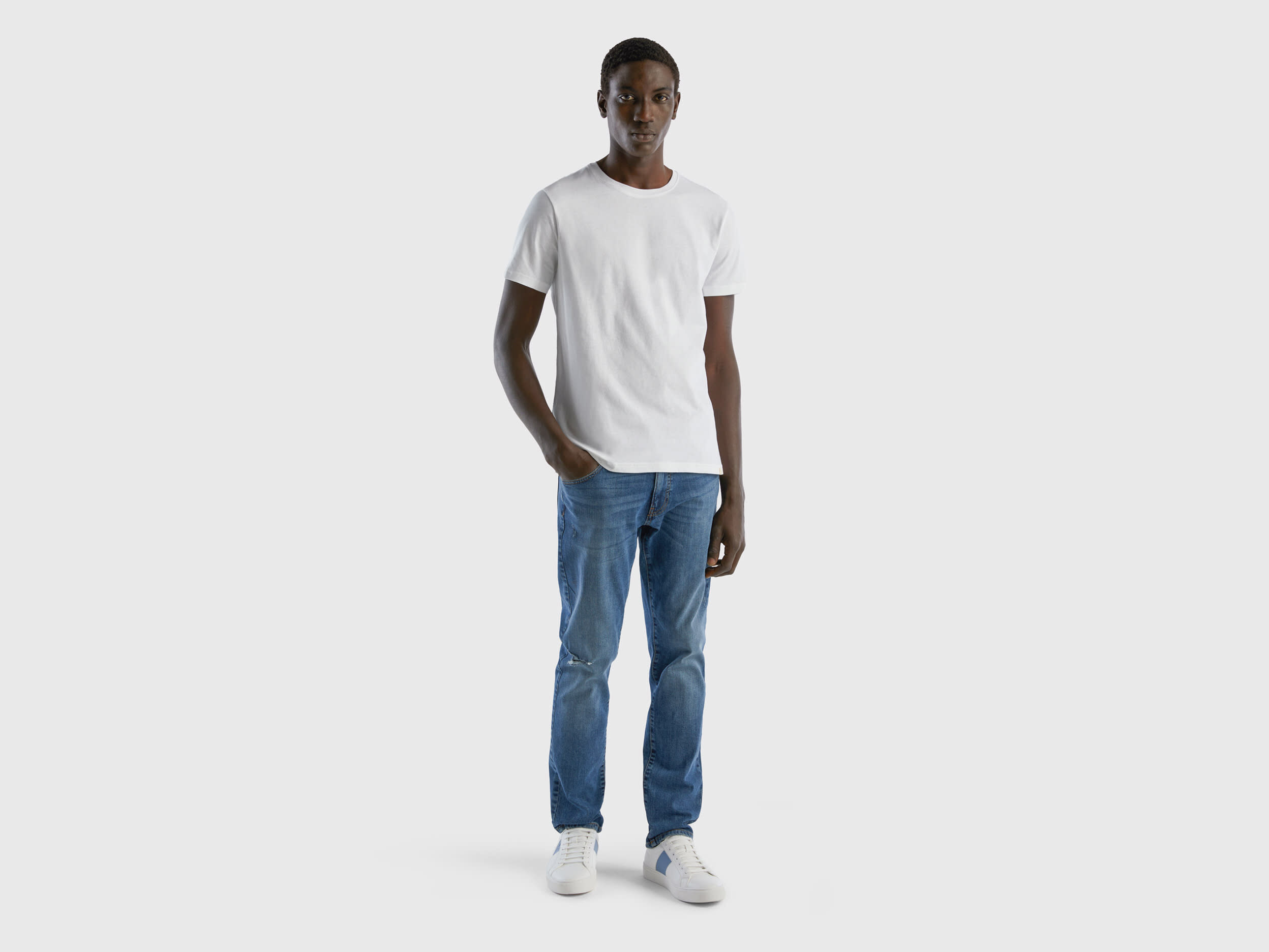 Benetton t shirts online new arrivals
