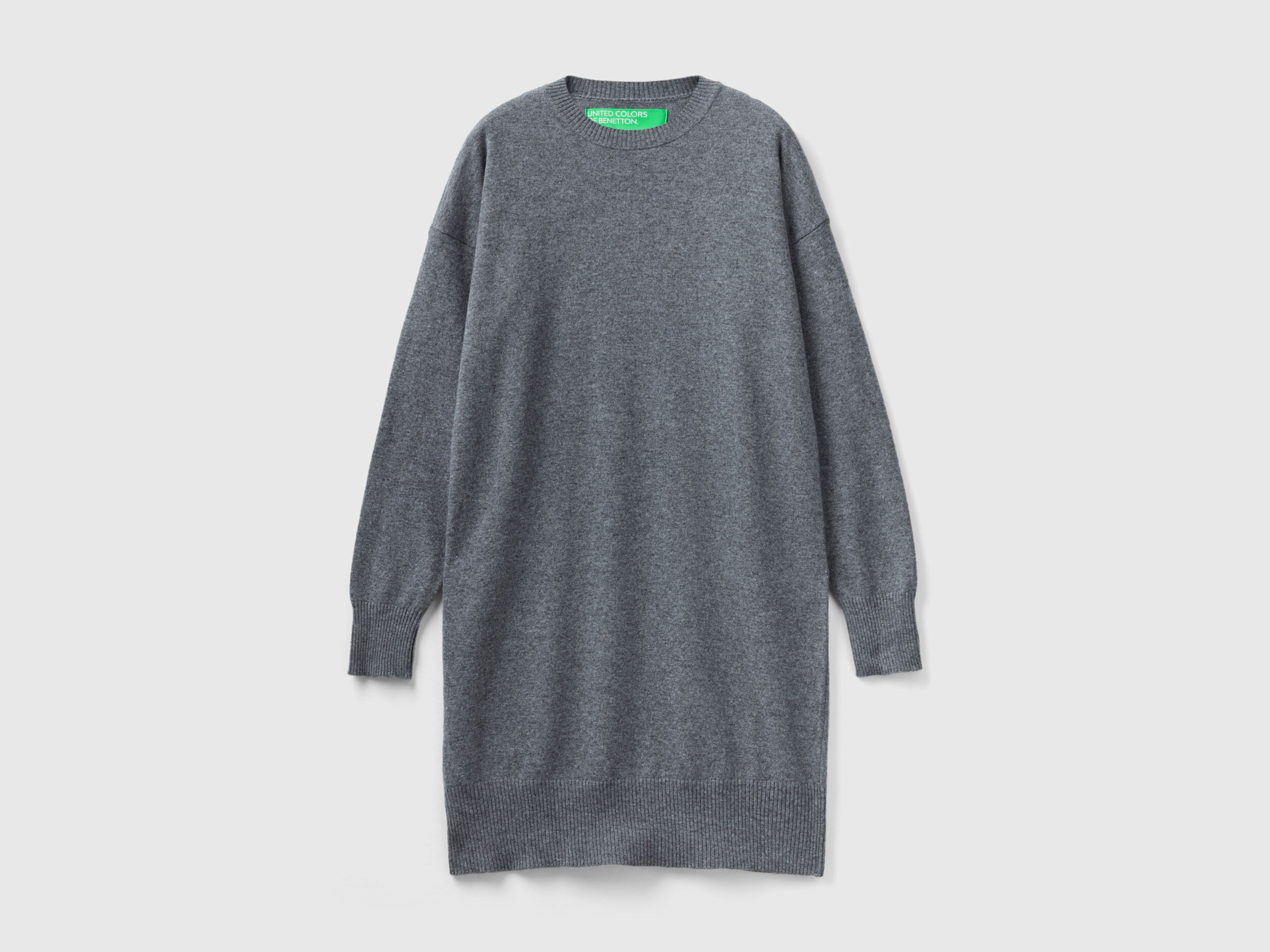 Crew neck knit dress