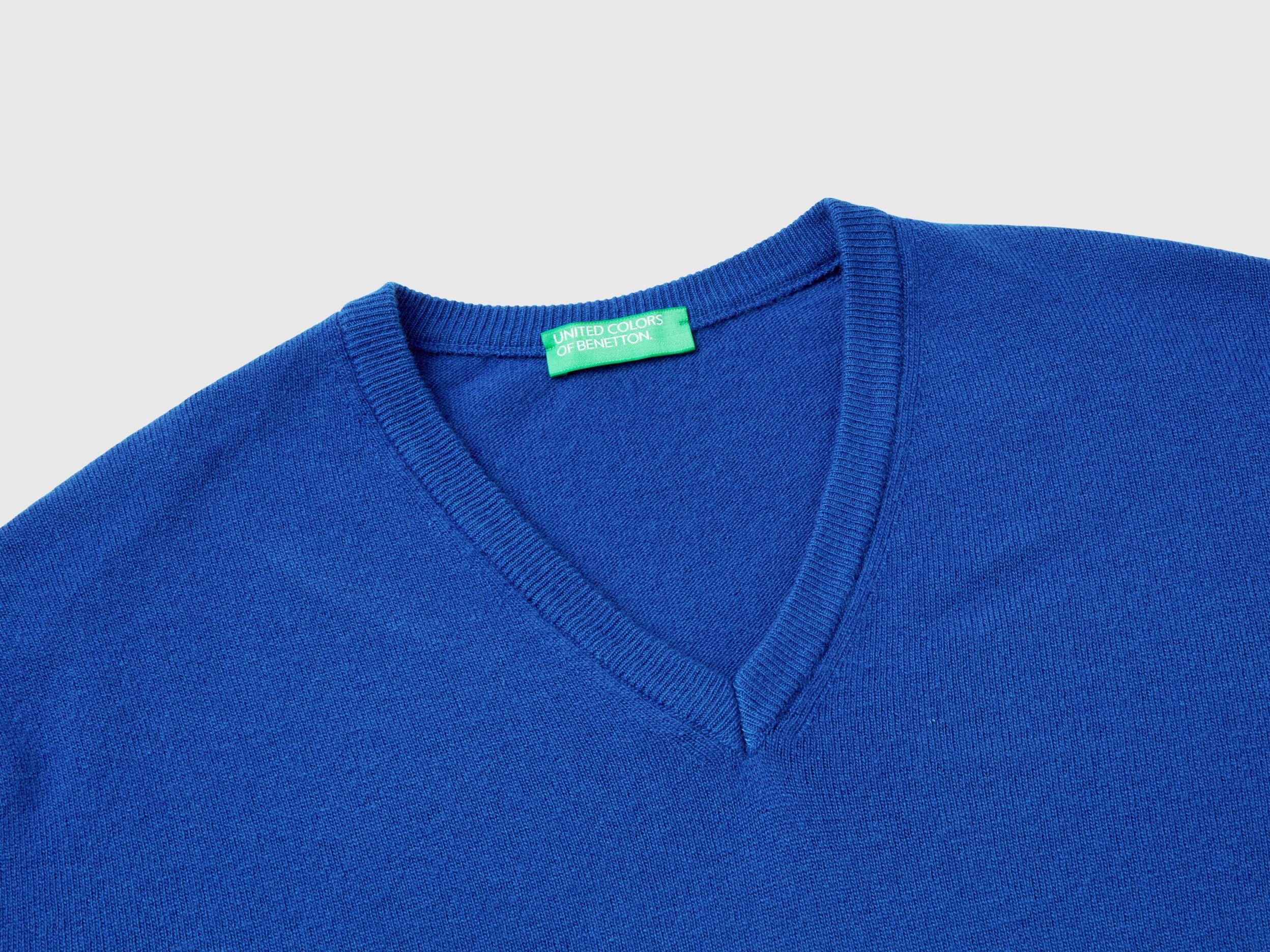 Royal blue v neck jumper mens on sale