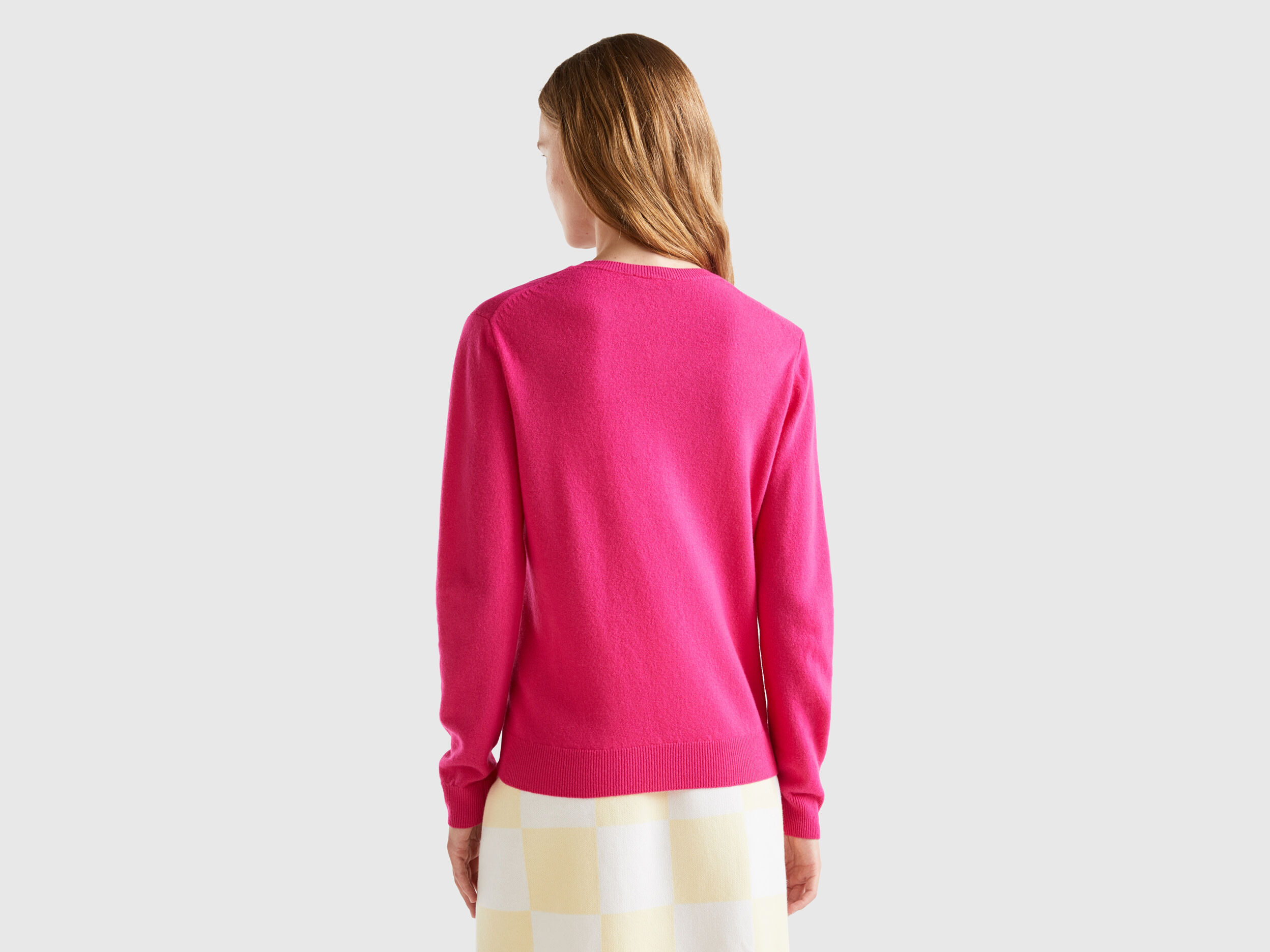 Fuchsia crew neck sweater in Merino wool