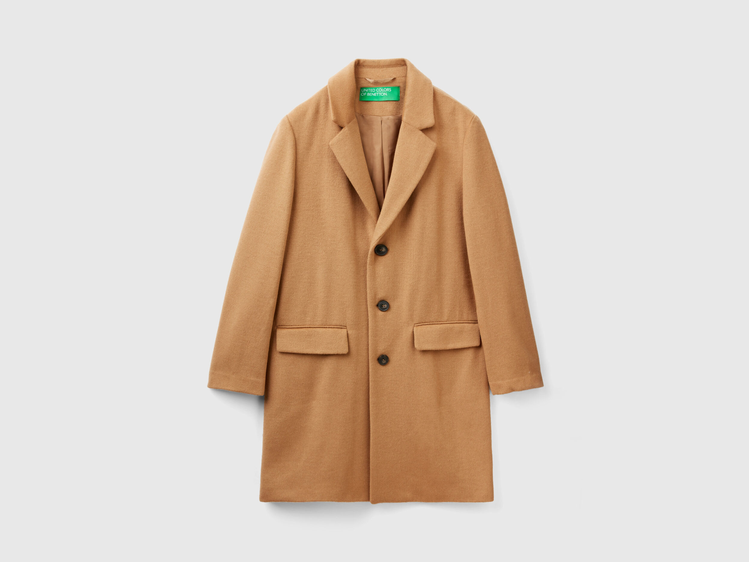 Benetton shop camel coat