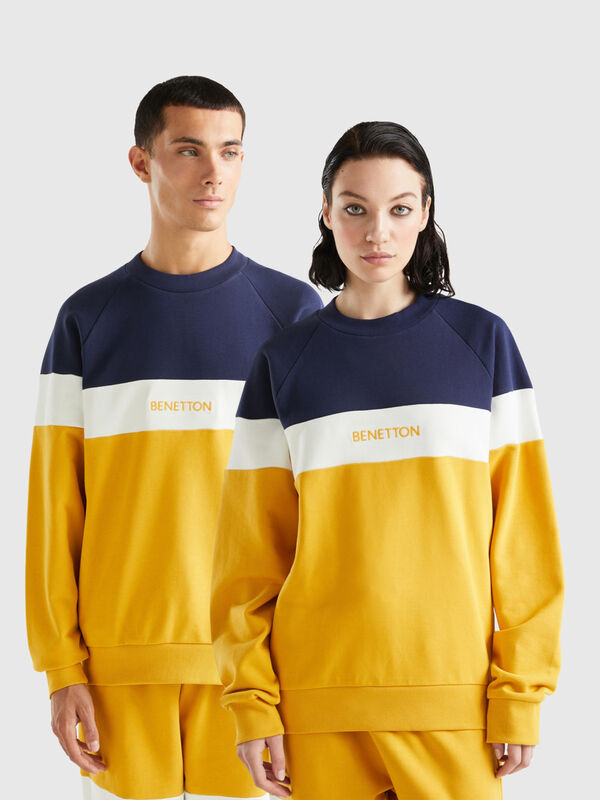 Women's Sweatshirts without hood Collection 2023 | Benetton