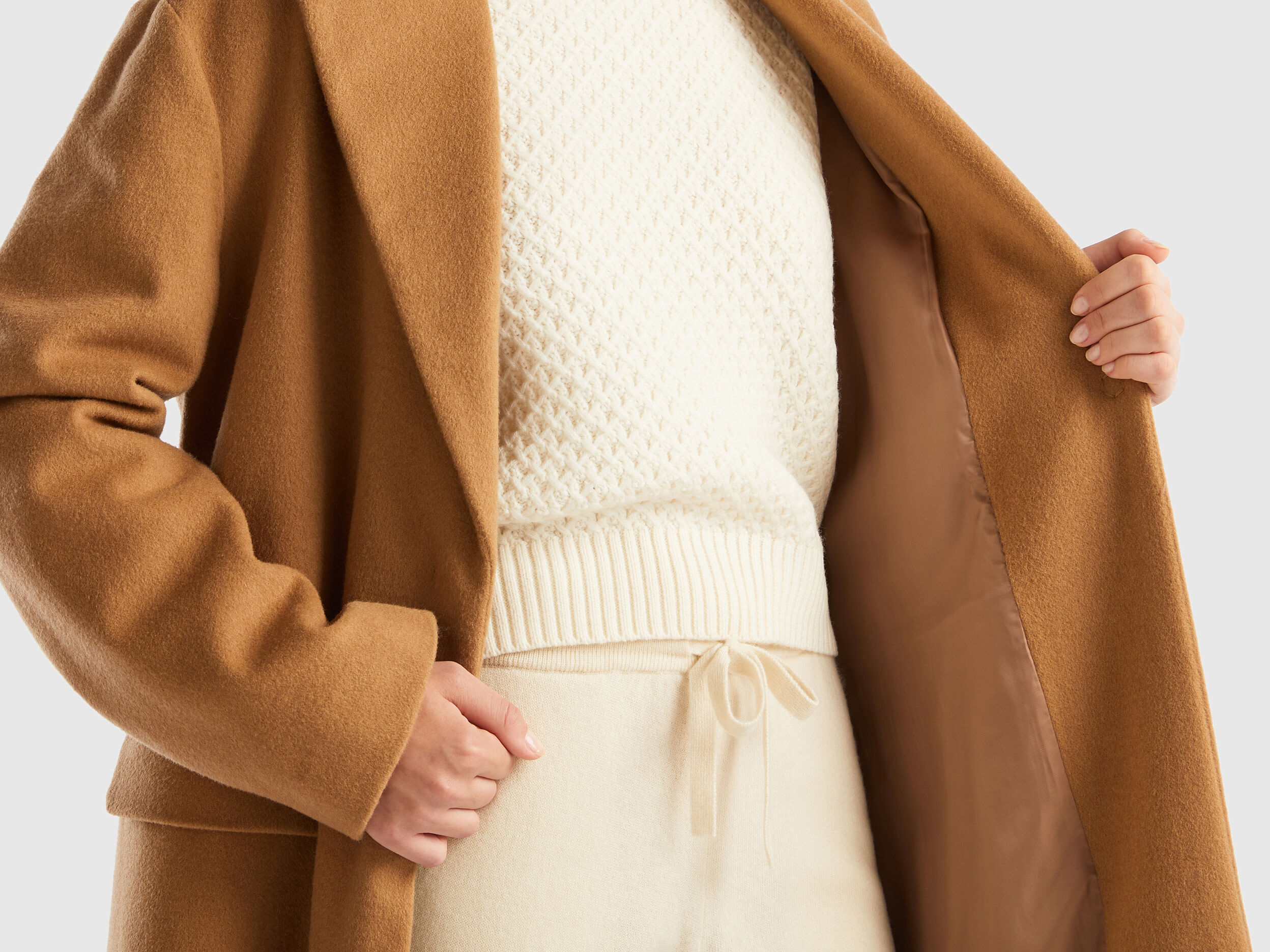 Long coat with belt Camel Benetton