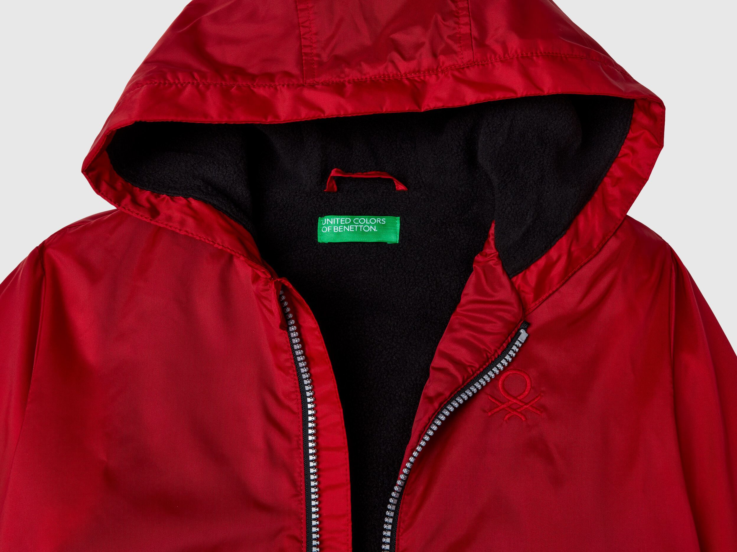 Benetton red jacket outlet