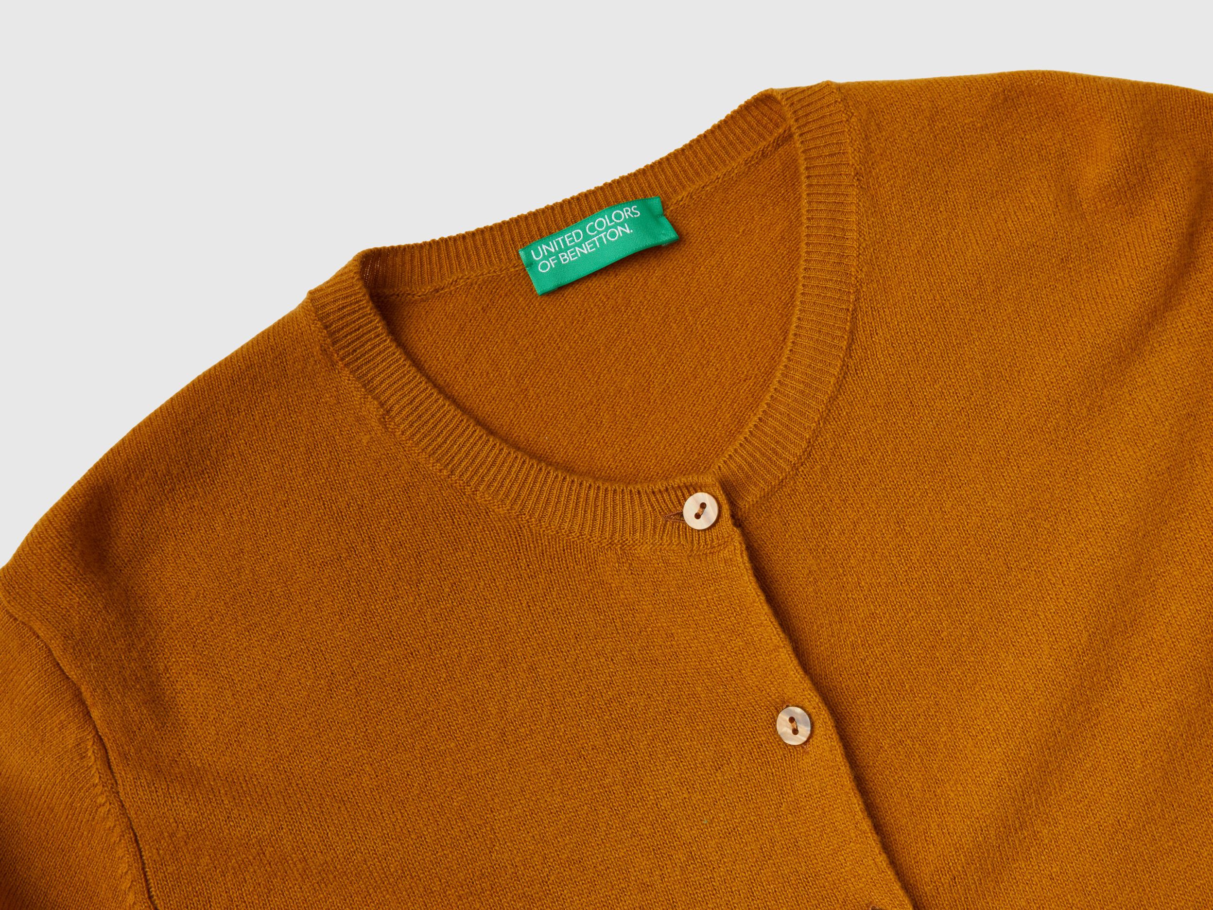 Tobacco crew neck cardigan in pure Merino wool Burnt Benetton