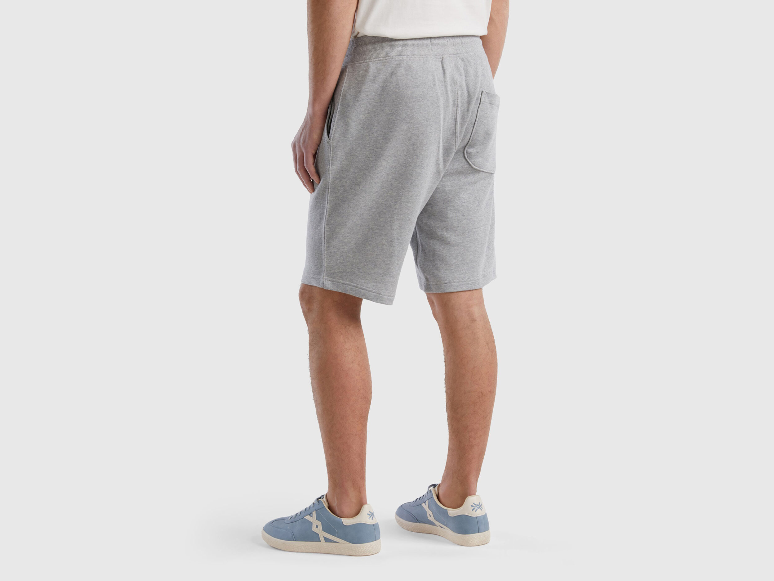 Benetton sweat sales