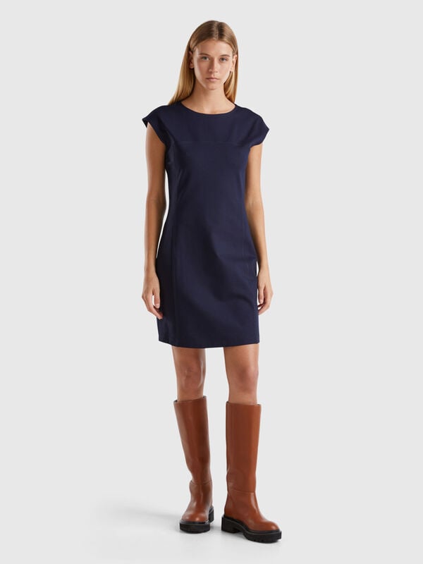 Vestido slim fit en mezcla de viscosa elástica Mujer