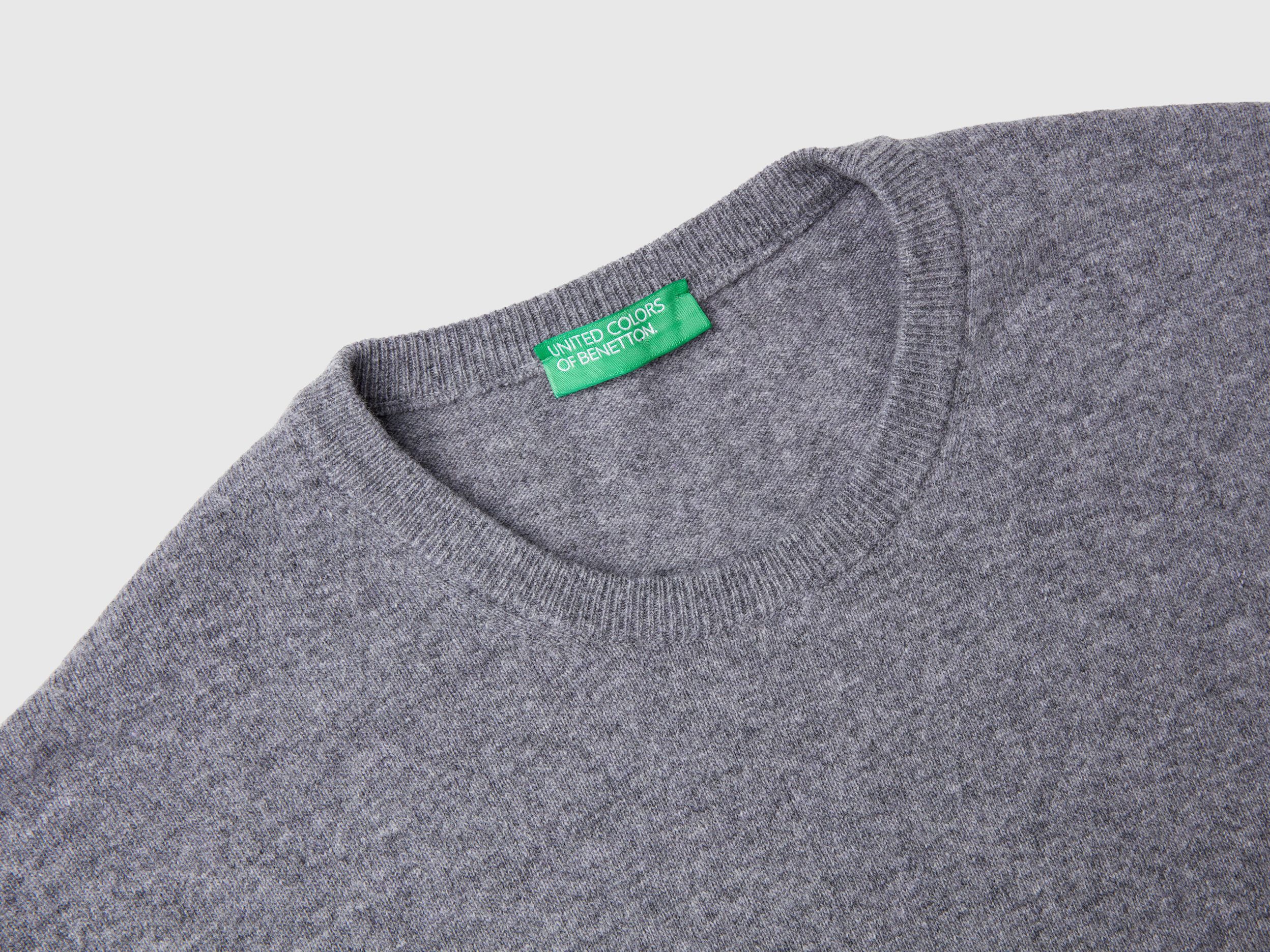 United colors of benetton men's woolen sweater outlet
