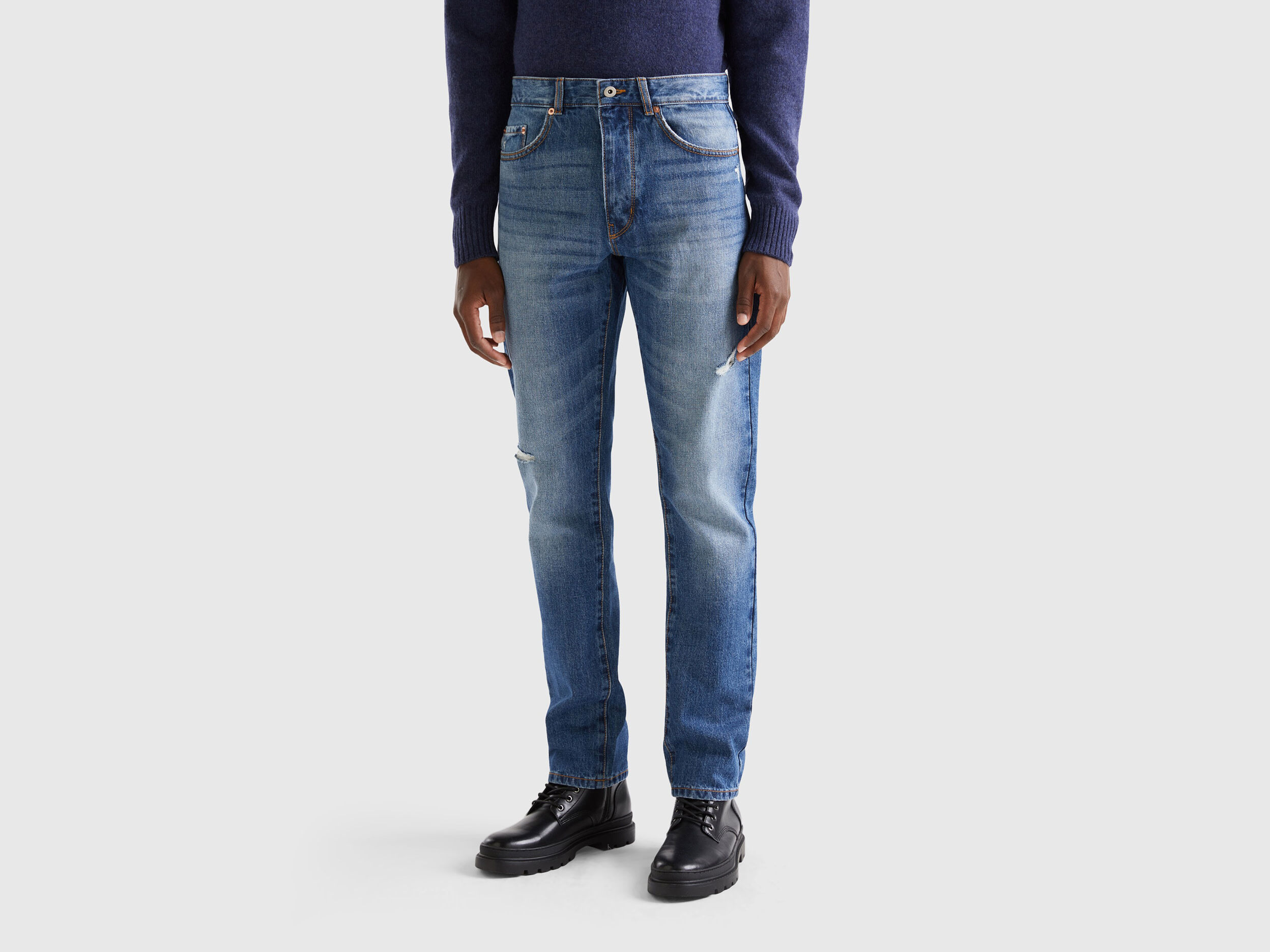 Straight leg jeans with tears Light Blue Benetton