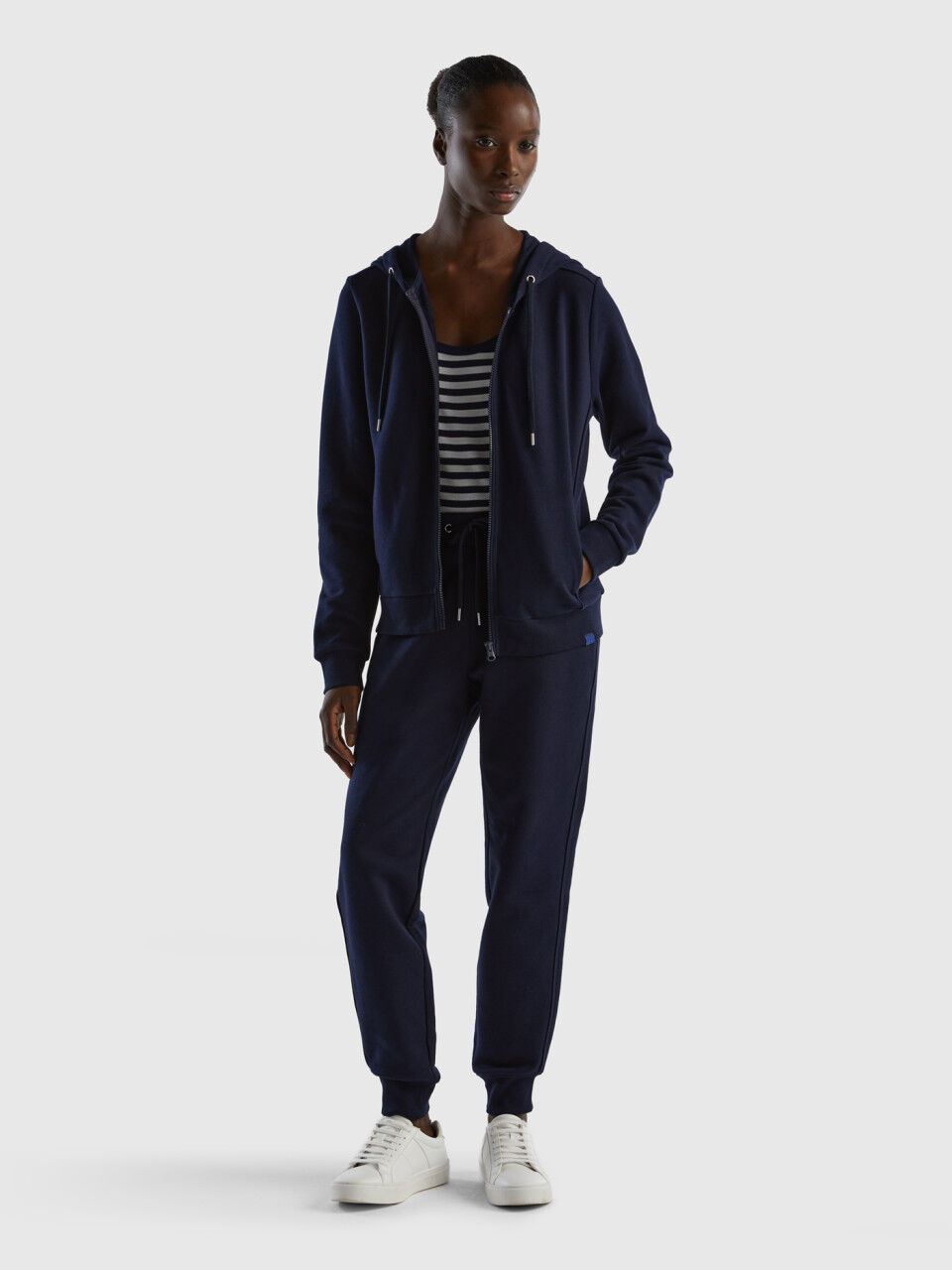 Sweat shirts on sale shop