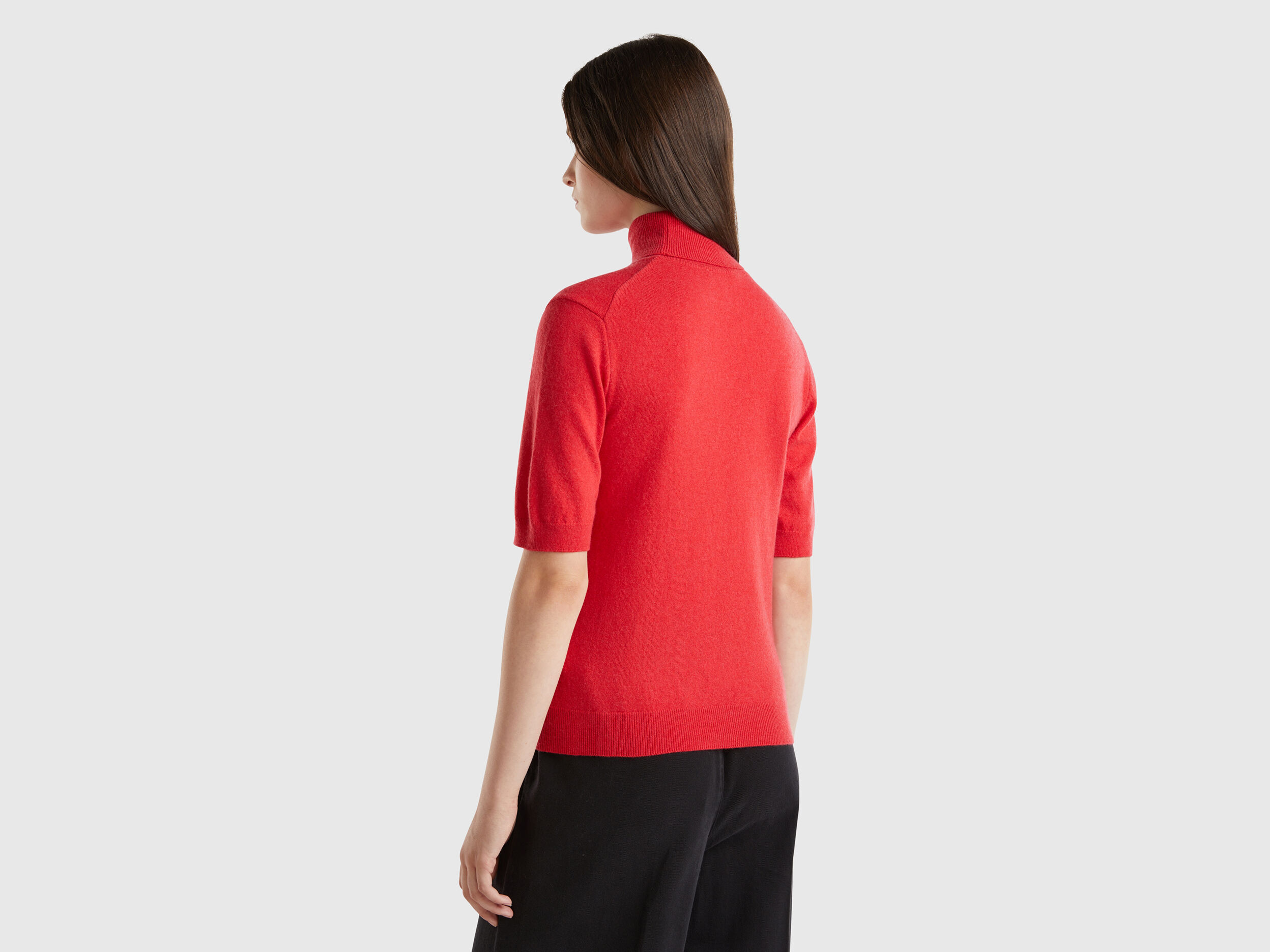 Red short sleeve turtleneck in cashmere blend