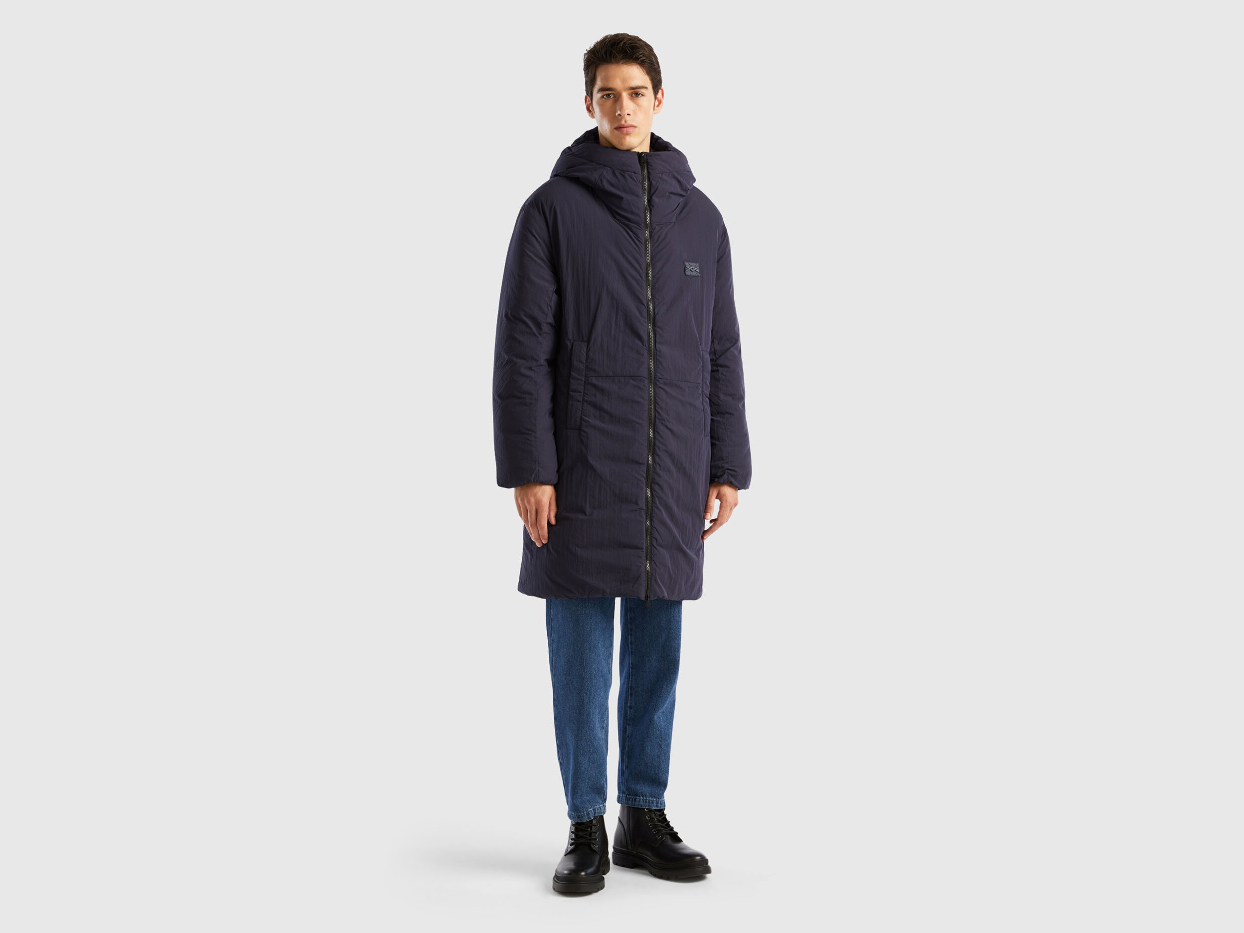 Benetton store rain defender